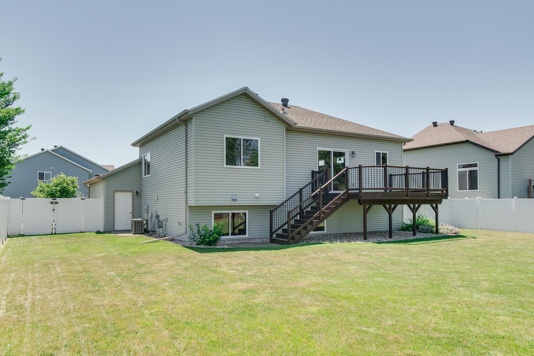 1254 39th Avenue S, Moorhead MN 56560 - Photo 44 of 46