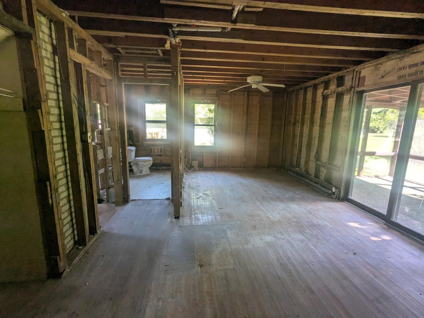 1952 single family home for sale at 128 Knut Street in Alexandria, MN — 5 bed, 2 bath (photo 9 of 15)