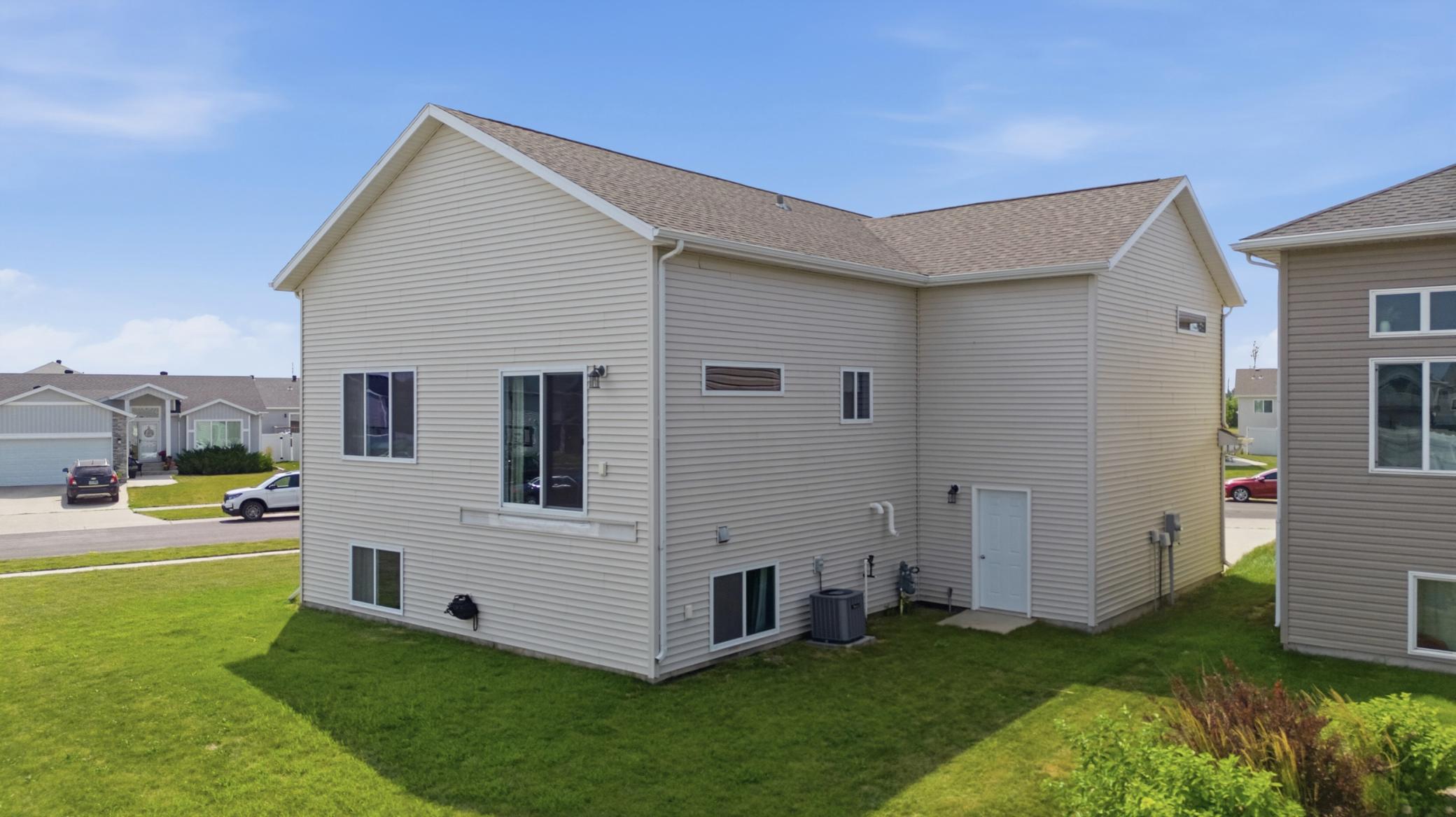 6093 59th Street S, Fargo ND 58104 - Photo 26 of 36