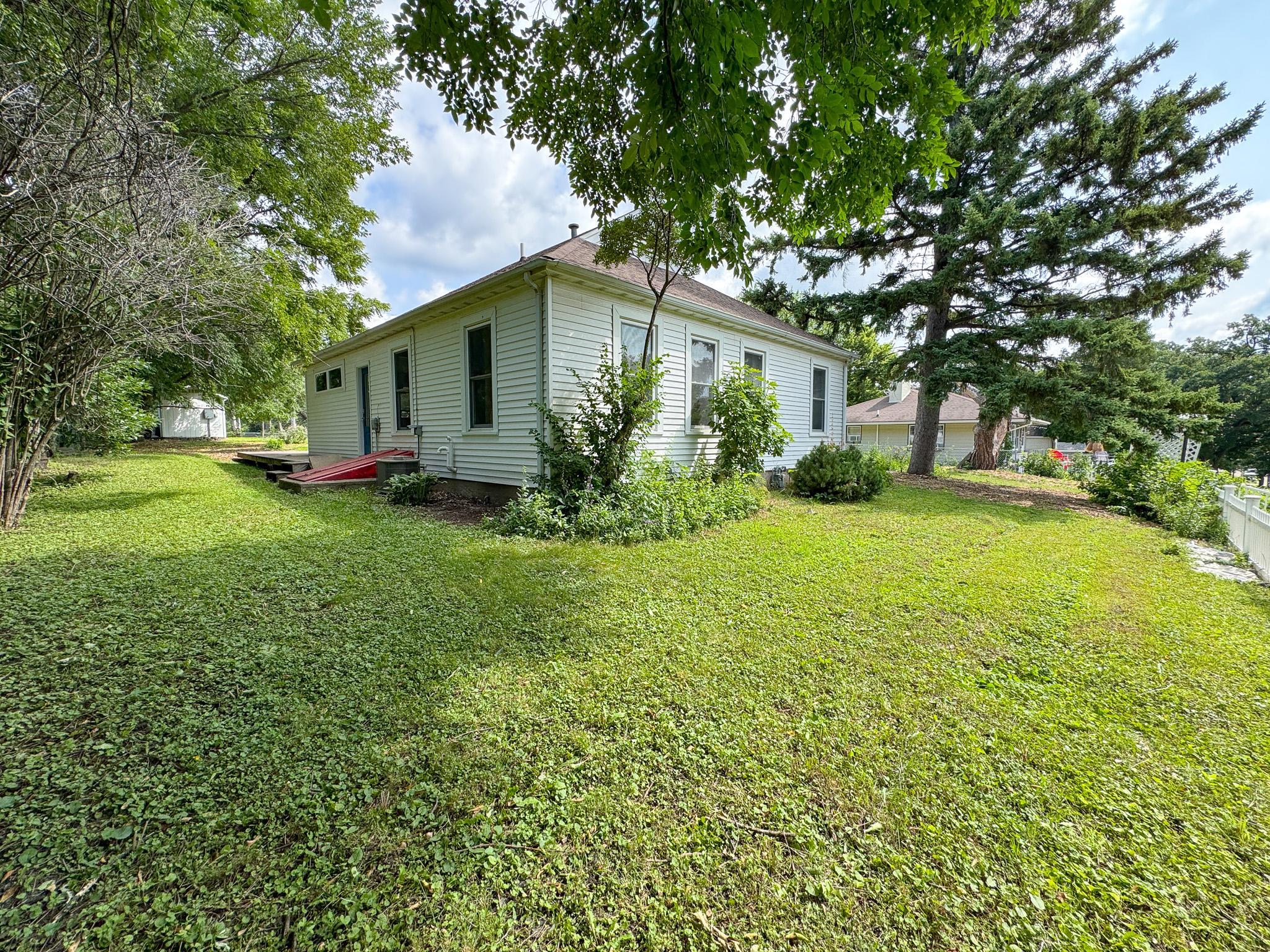 522 W Spruce Street, Fergus Falls MN 56537 - Photo 39 of 52