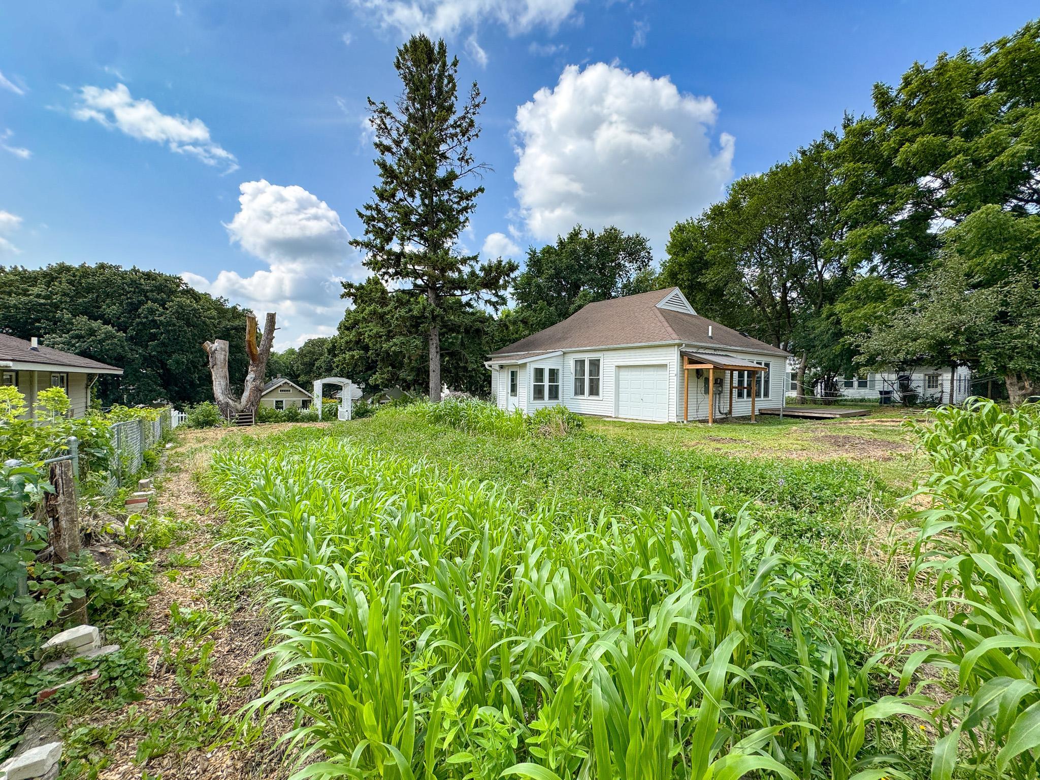 522 W Spruce Street, Fergus Falls MN 56537 - Photo 42 of 52