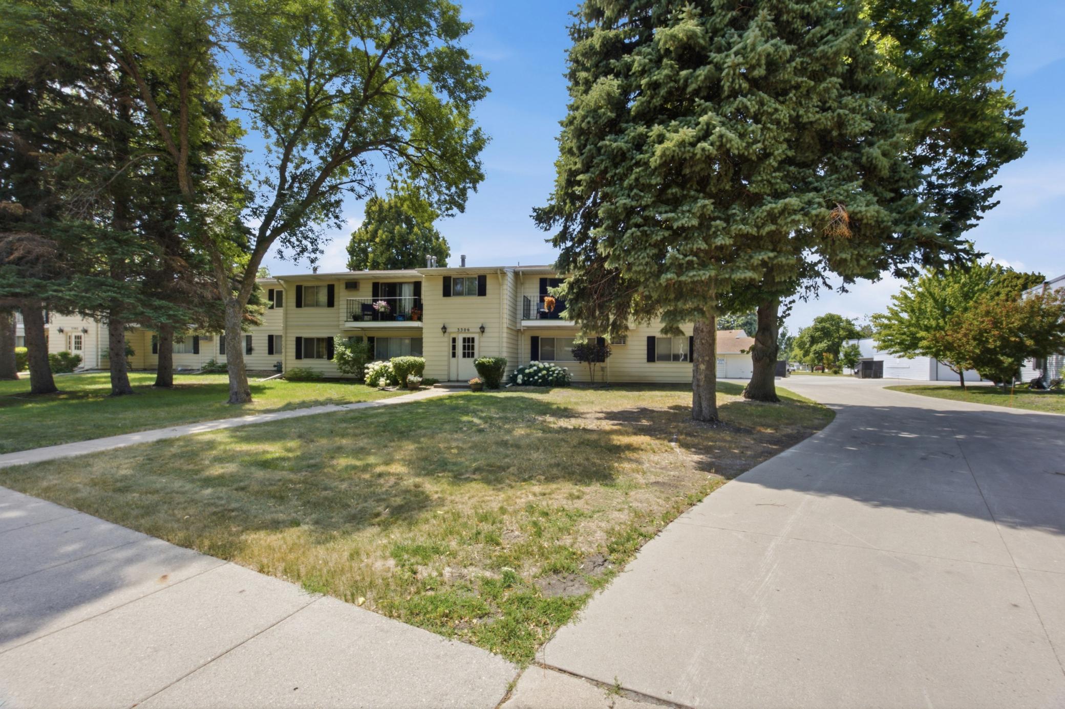 3306 2nd Street N, Unit D30, Fargo ND 58102 - Photo 16 of 27