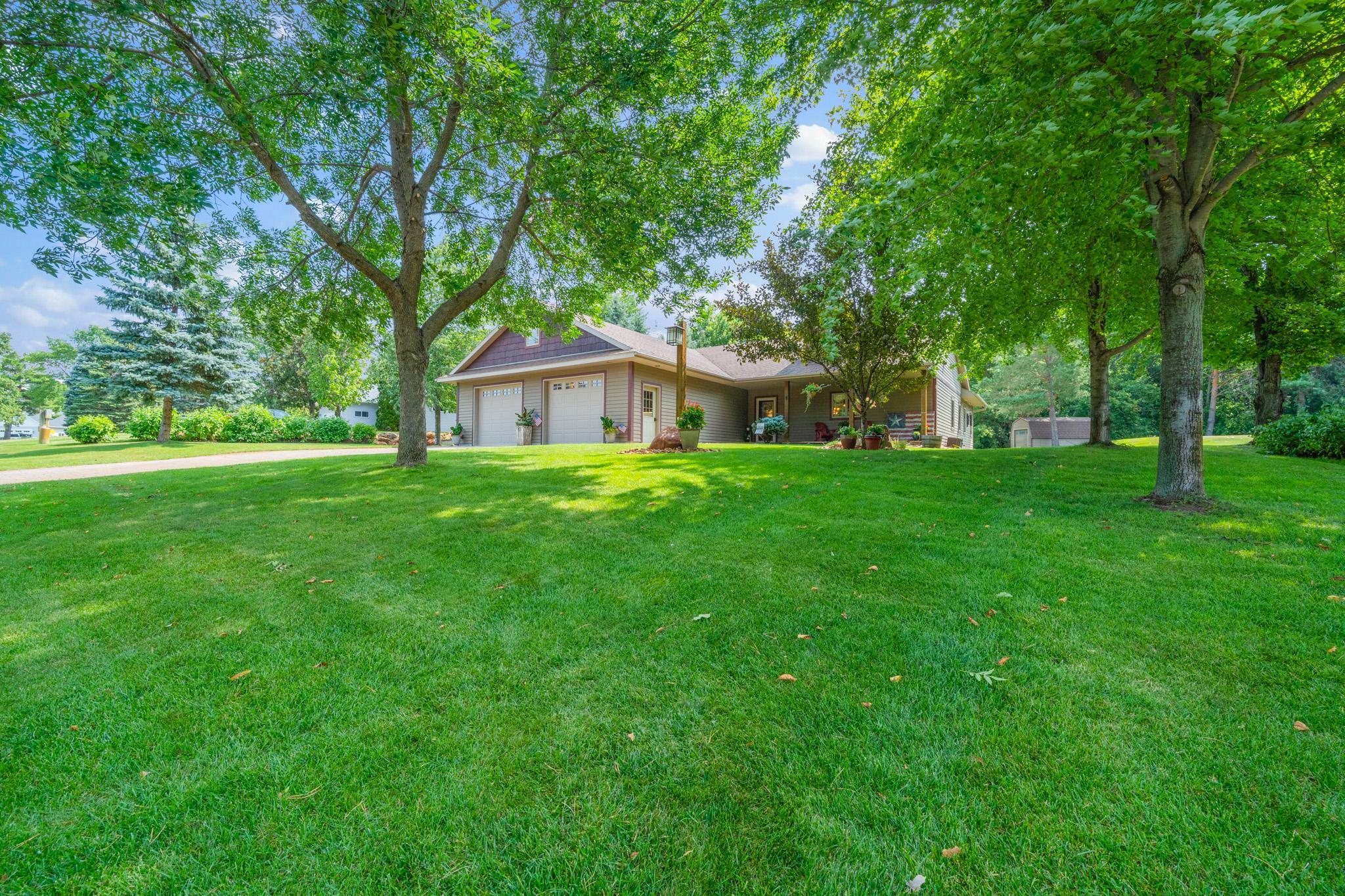 2013 single family home for sale at 3123 Crestwood Drive NE in Alexandria, MN — 5 bed, 3 bath