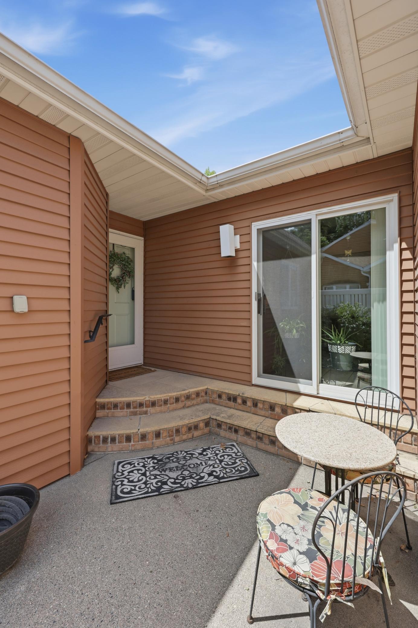 3333 W Prairiewood Drive S, Fargo ND 58103 - Photo 4 of 39