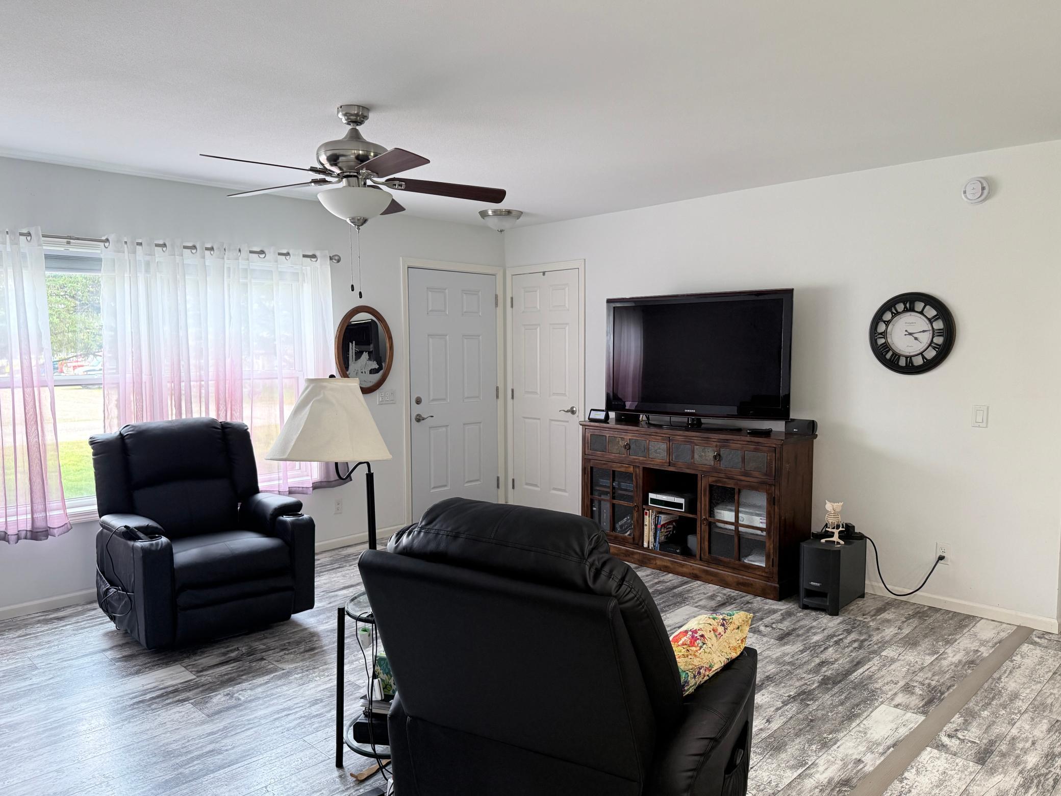 2022 single family home for sale at 303 1st Avenue E in Gary, MN — 2 bed, 2 bath (photo 13 of 27)