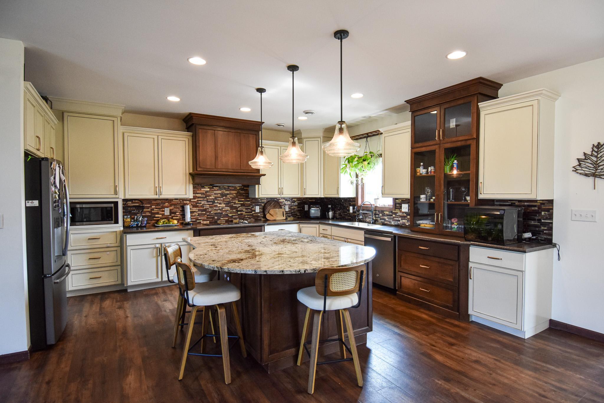 2004 single family home for sale at 14594 138th Avenue NE in Thief River Falls, MN — 4 bed, 2 bath (photo 13 of 76)