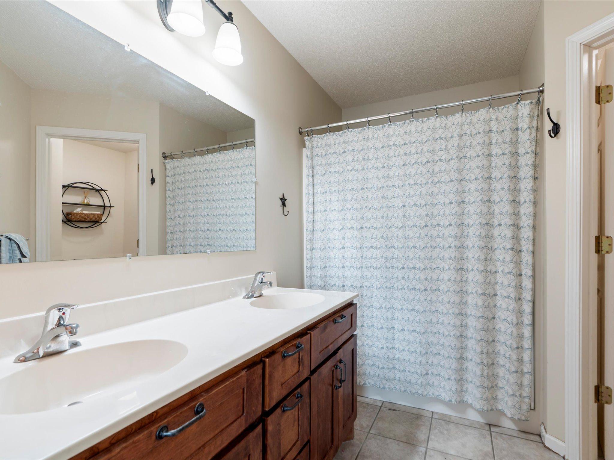 2003 twin home for sale at 1708 13th Avenue NE in Brainerd, MN — 3 bed, 3 bath (photo 14 of 39)