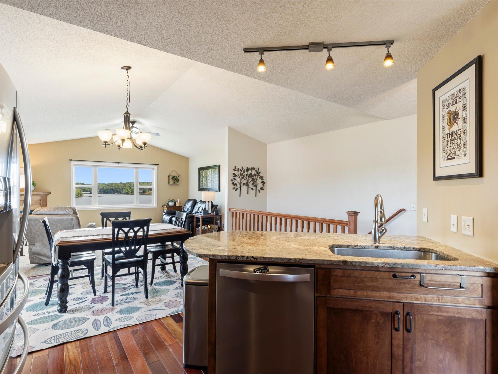 2003 twin home for sale at 1708 13th Avenue NE in Brainerd, MN — 3 bed, 3 bath (photo 4 of 39)