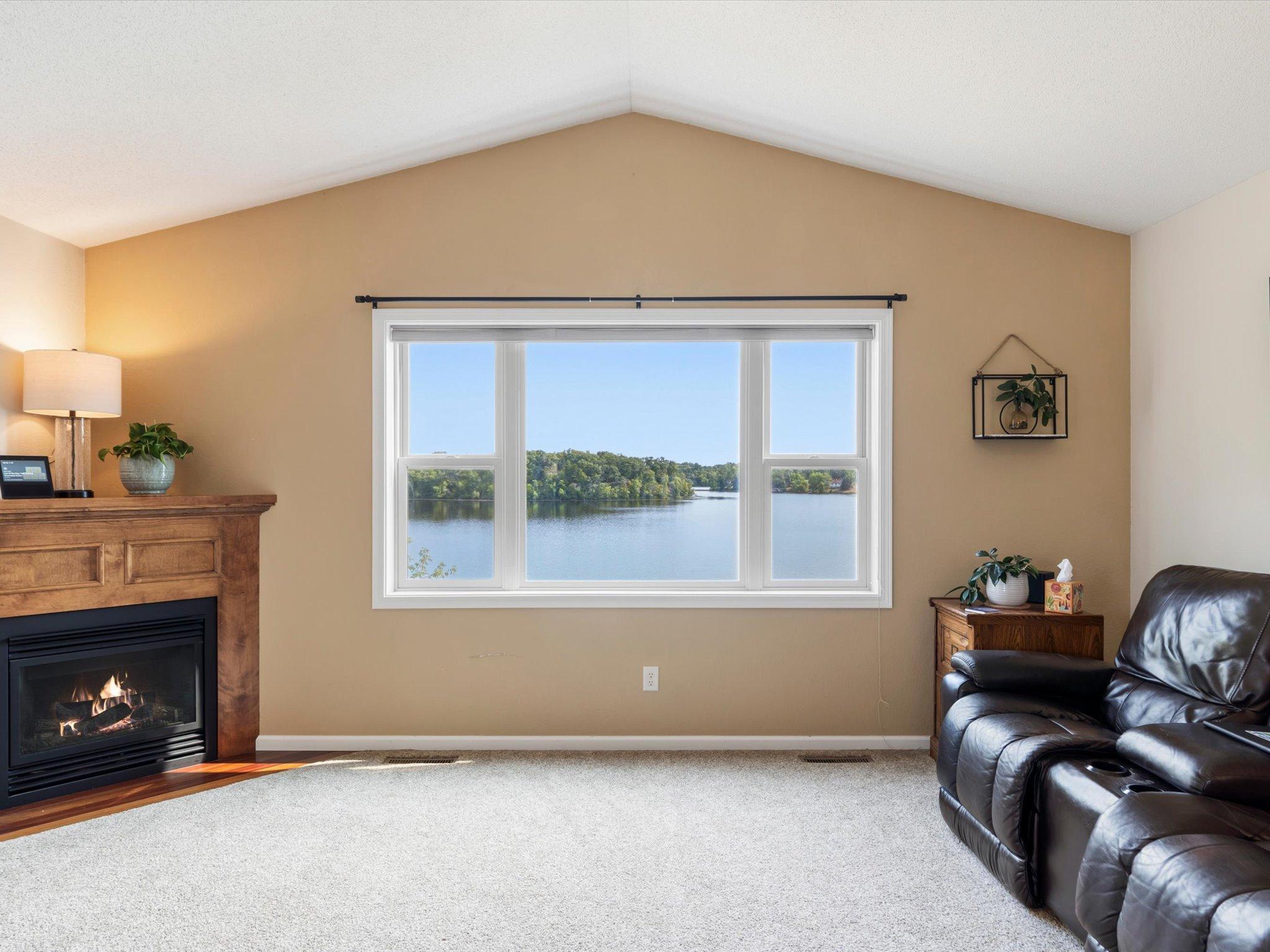 2003 twin home for sale at 1708 13th Avenue NE in Brainerd, MN — 3 bed, 3 bath (photo 7 of 39)