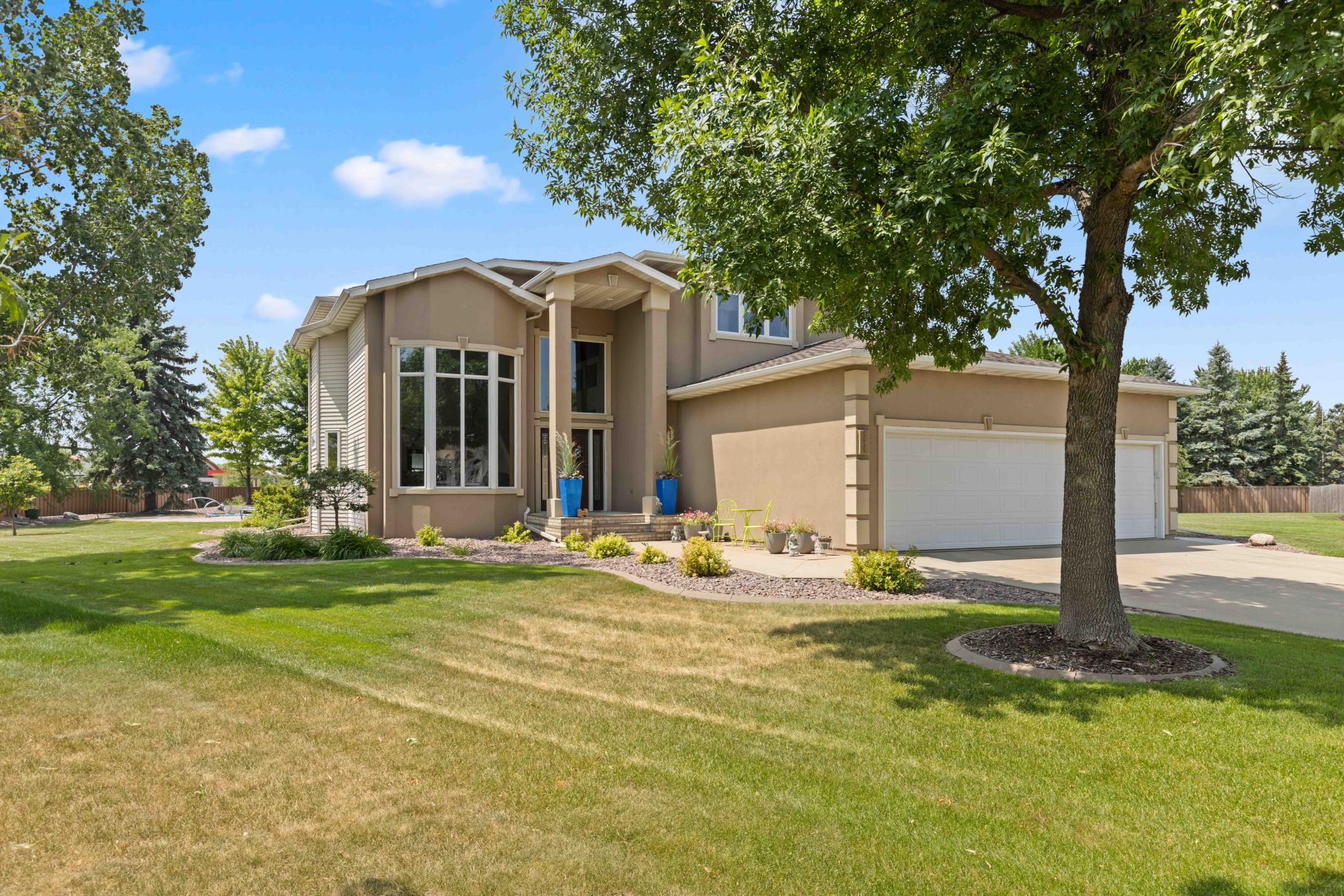 5039 Rose Creek Parkway S, Fargo ND 58104 - Photo 3 of 76