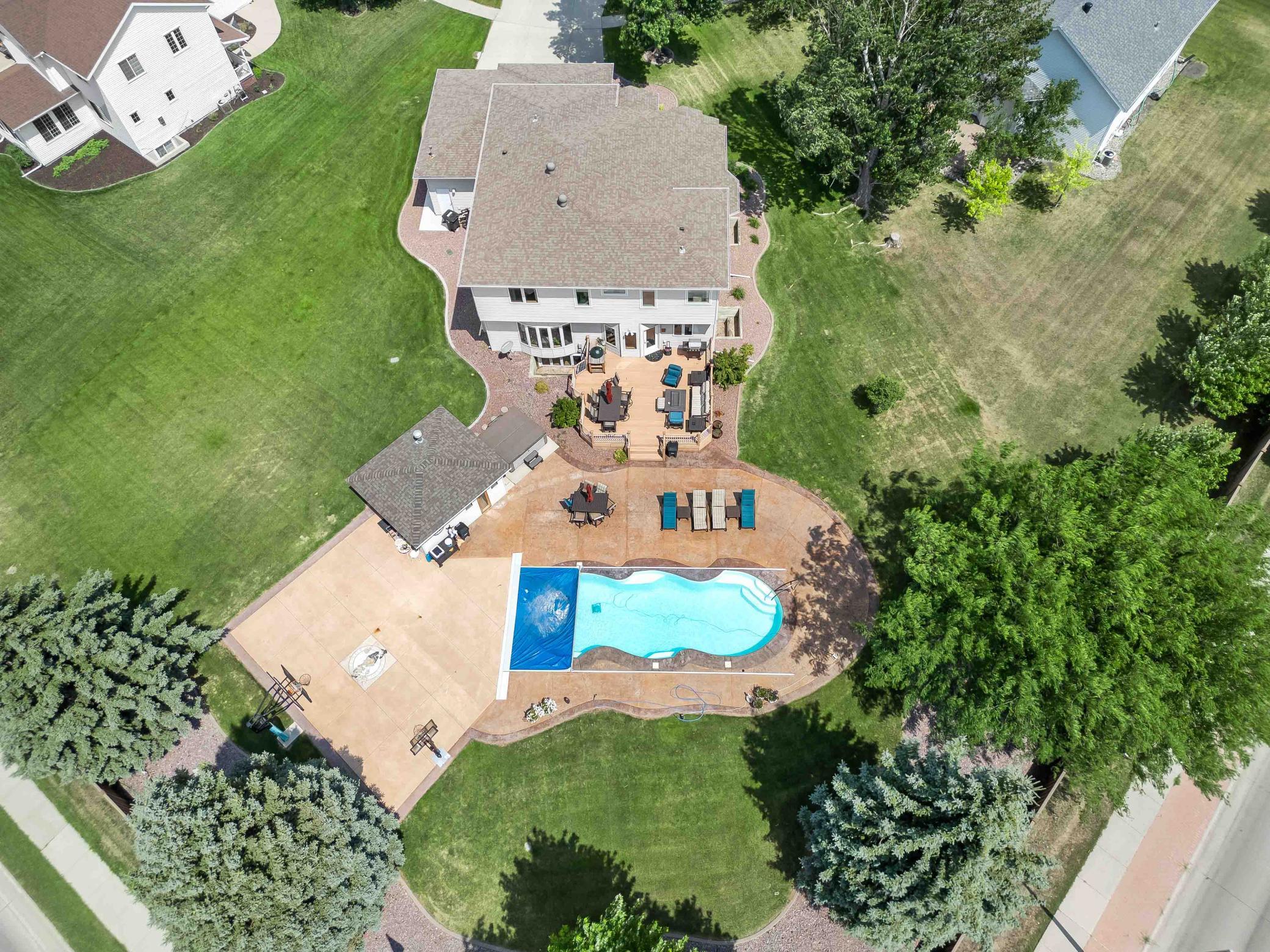 5039 Rose Creek Parkway S, Fargo ND 58104 - Photo 8 of 76