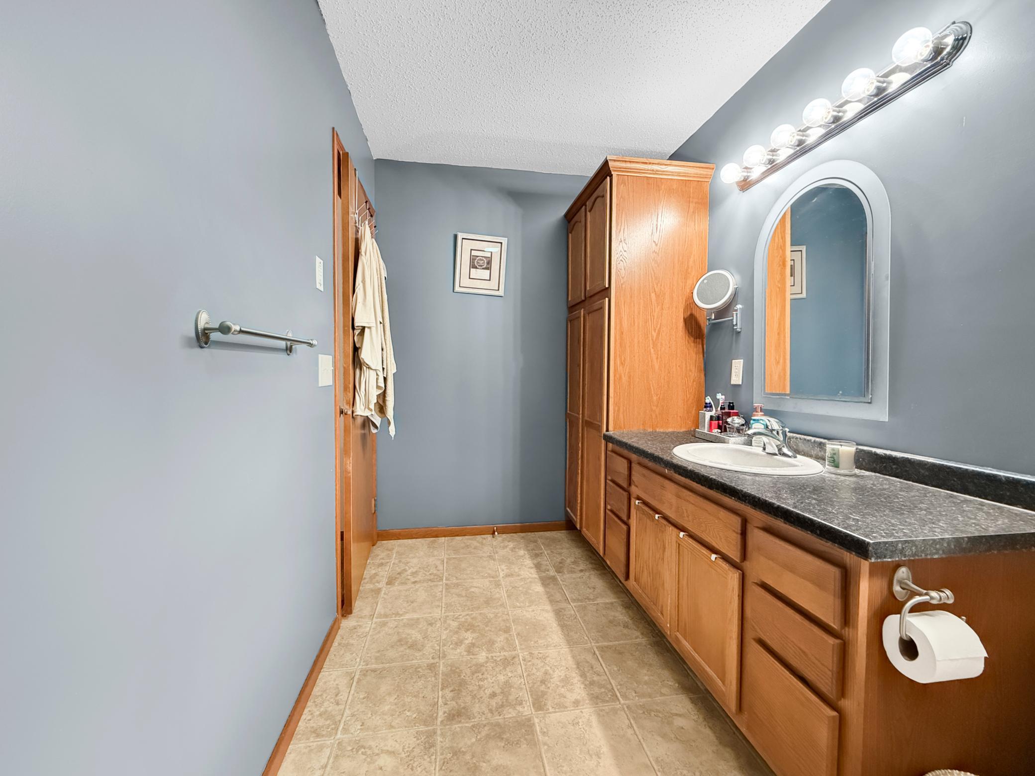 2007 single family home for sale at 4437 Scotchpine Court NW in Bemidji, MN — 4 bed, 2 bath (photo 17 of 33)