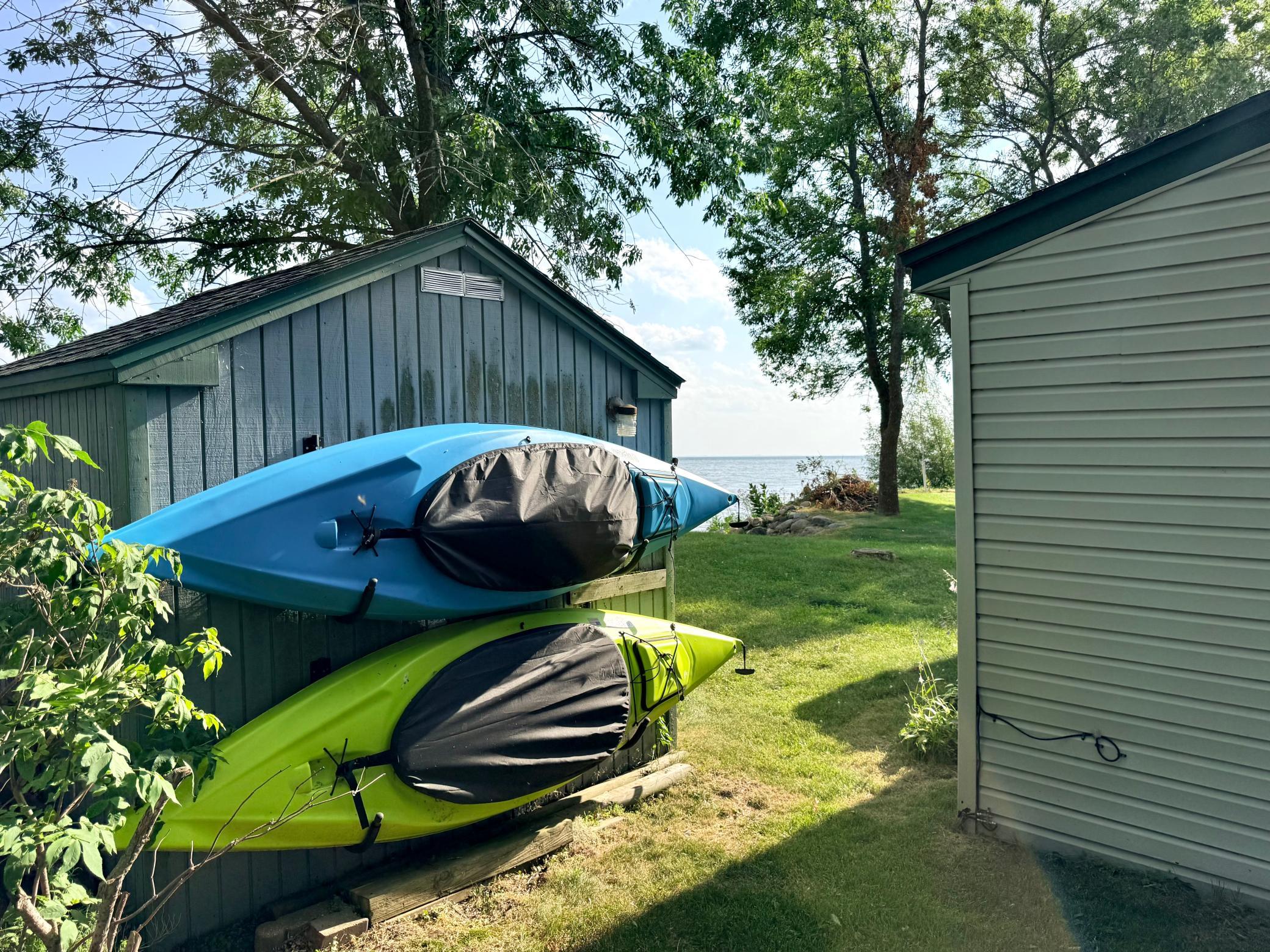 1965 single family home for sale at 37291 State Highway 18 in Aitkin, MN — 2 bed, 1 bath (photo 2 of 23)