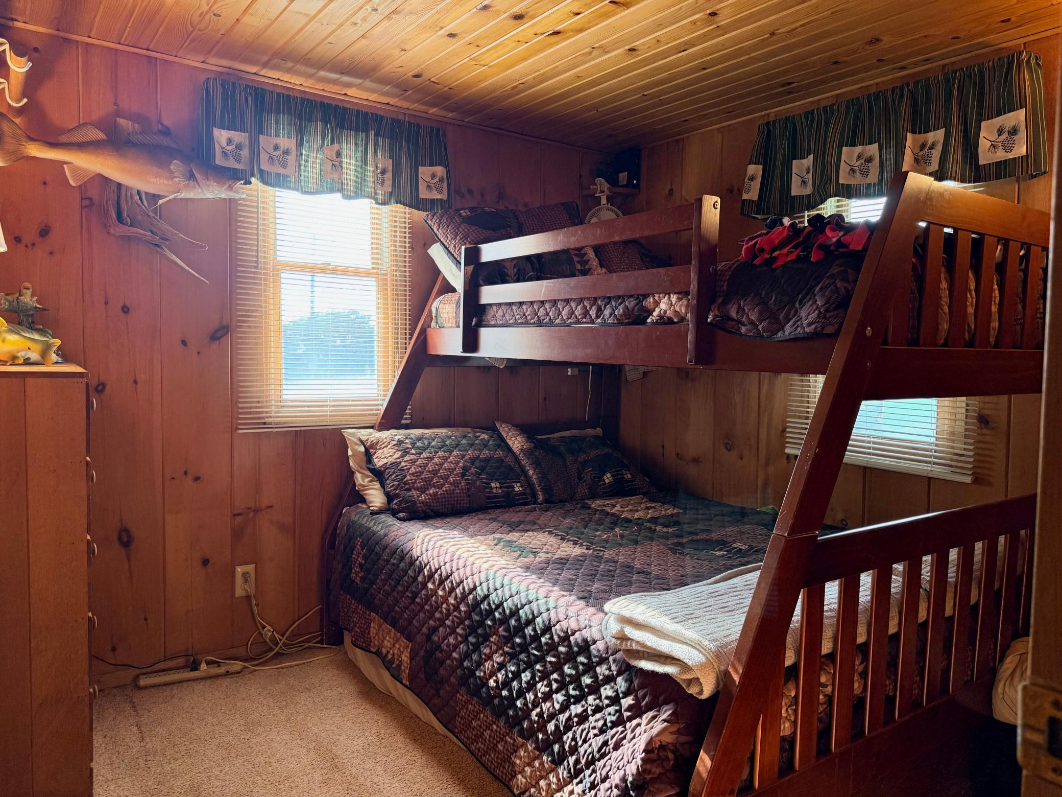 1965 single family home for sale at 37291 State Highway 18 in Aitkin, MN — 2 bed, 1 bath (photo 13 of 23)