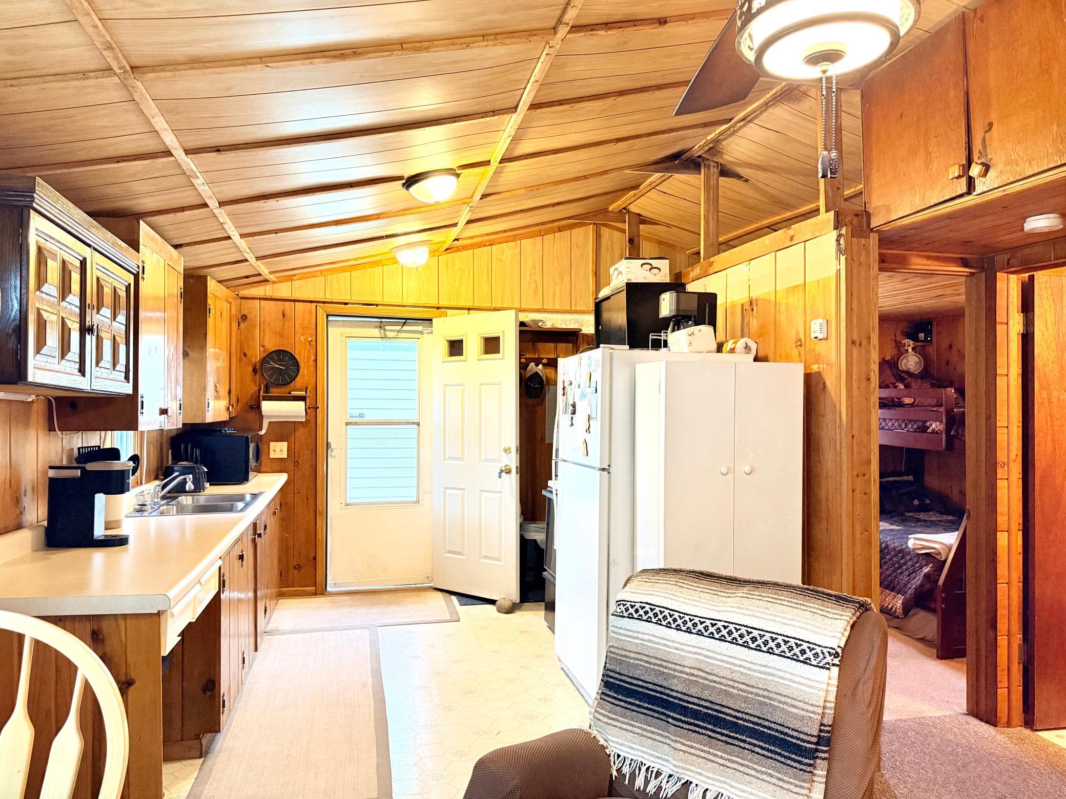 1965 single family home for sale at 37291 State Highway 18 in Aitkin, MN — 2 bed, 1 bath (photo 9 of 23)