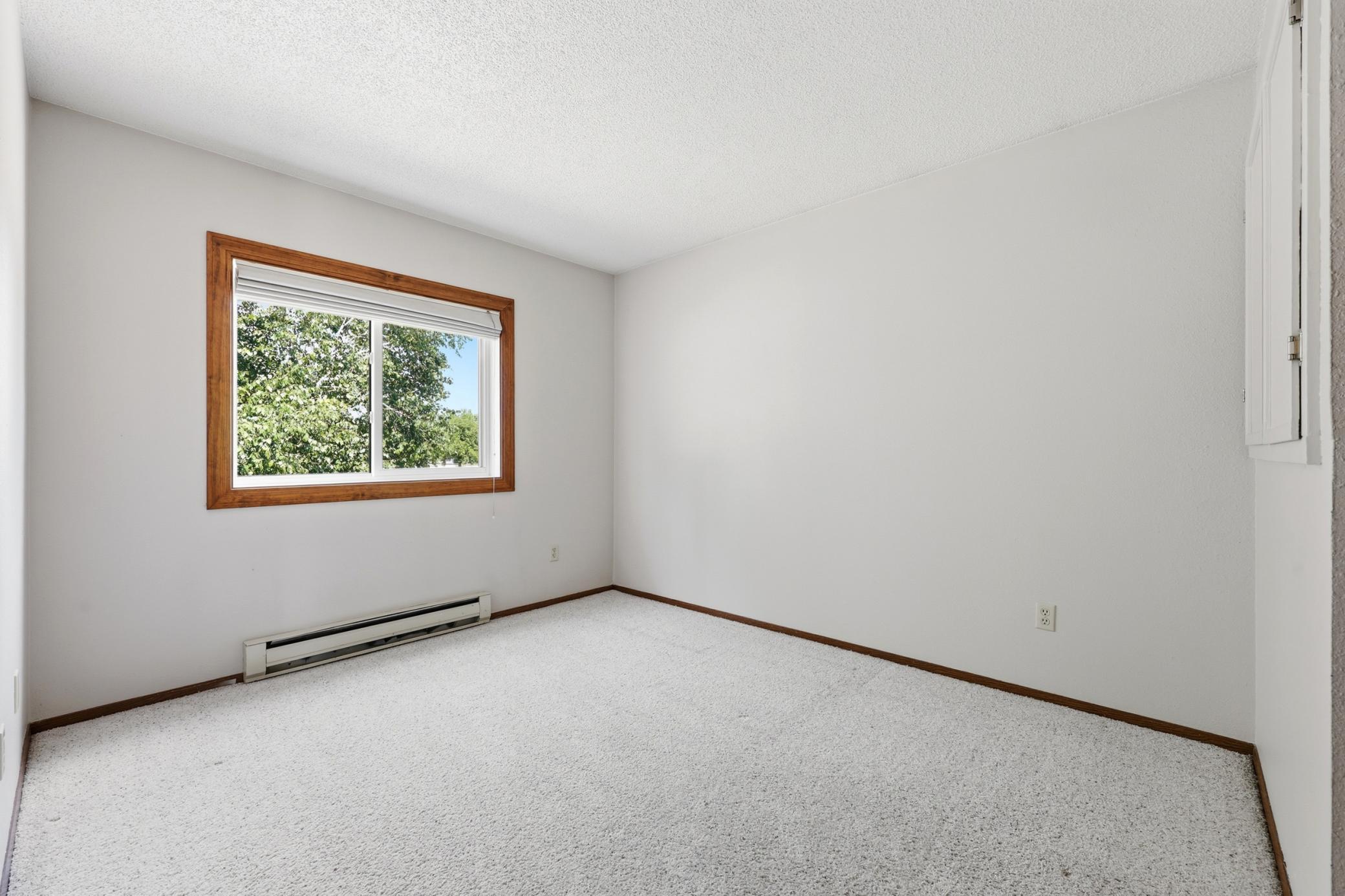 2523 33rd Avenue S, Moorhead MN 56560 - Photo 12 of 38