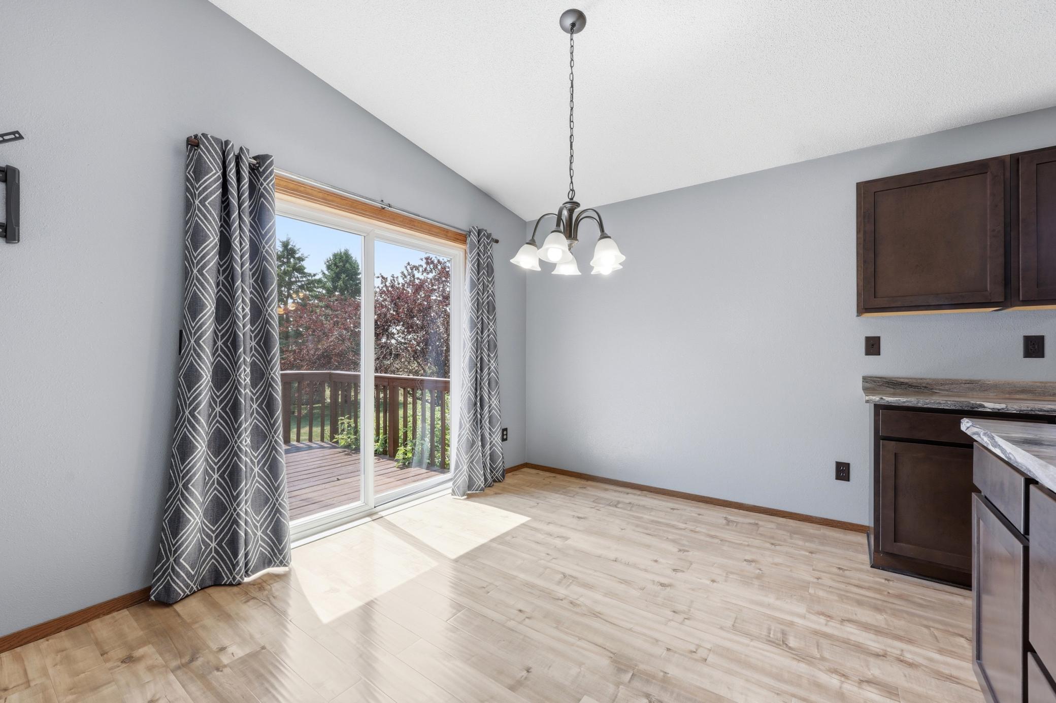 2523 33rd Avenue S, Moorhead MN 56560 - Photo 9 of 38