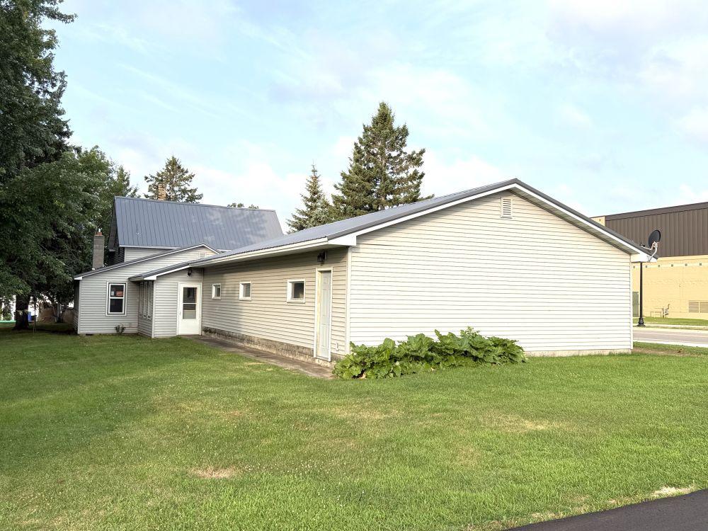 101 E Birch Avenue, Frazee MN 56544 - Photo 5 of 41