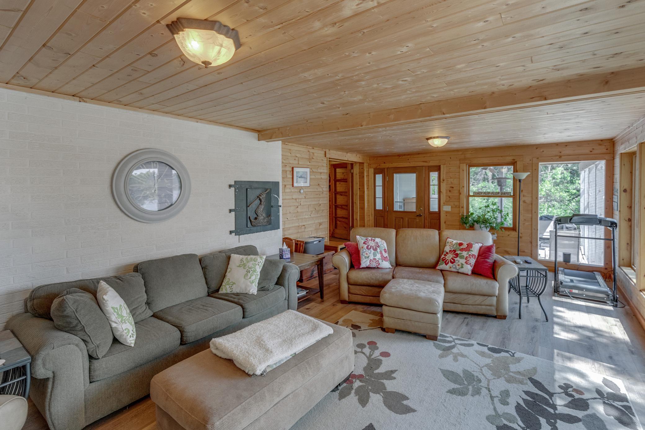 1960 single family home for sale at 25224 County 25 in Akeley, MN — 5 bed, 2 bath (photo 22 of 48)