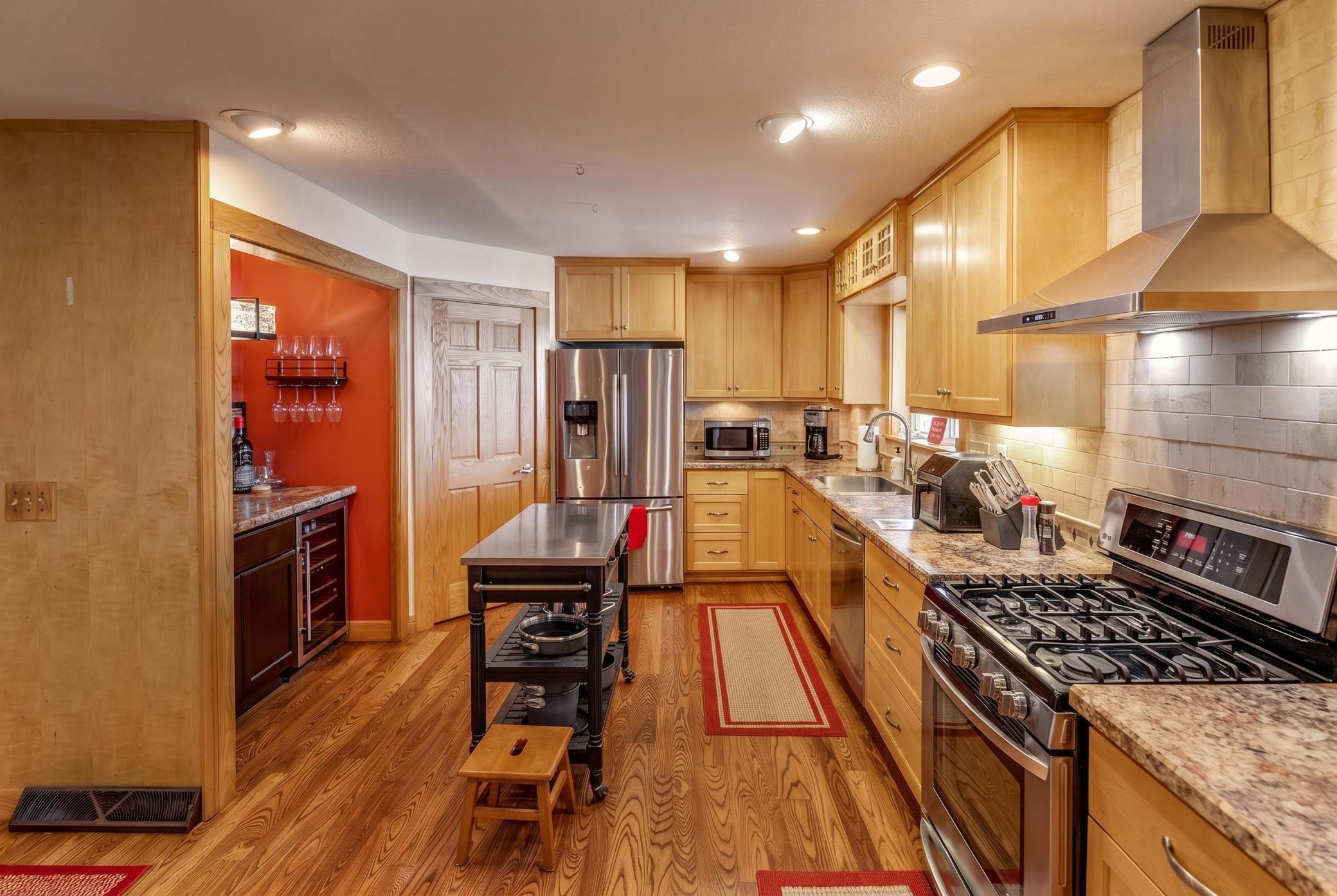 1960 single family home for sale at 25224 County 25 in Akeley, MN — 5 bed, 2 bath (photo 4 of 48)