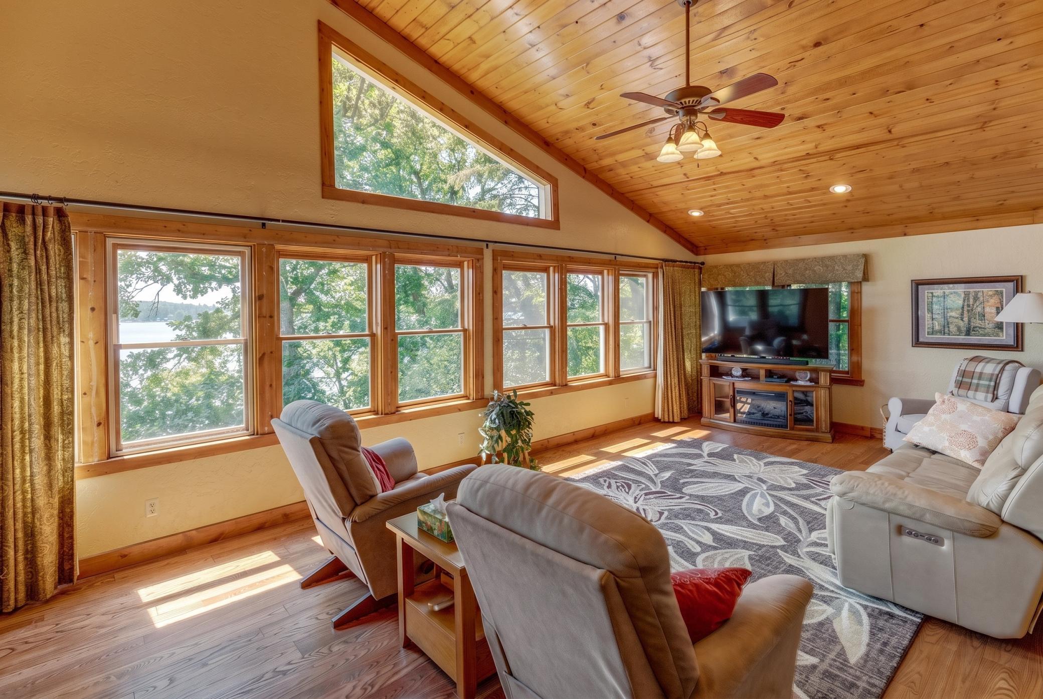 1960 single family home for sale at 25224 County 25 in Akeley, MN — 5 bed, 2 bath (photo 5 of 48)