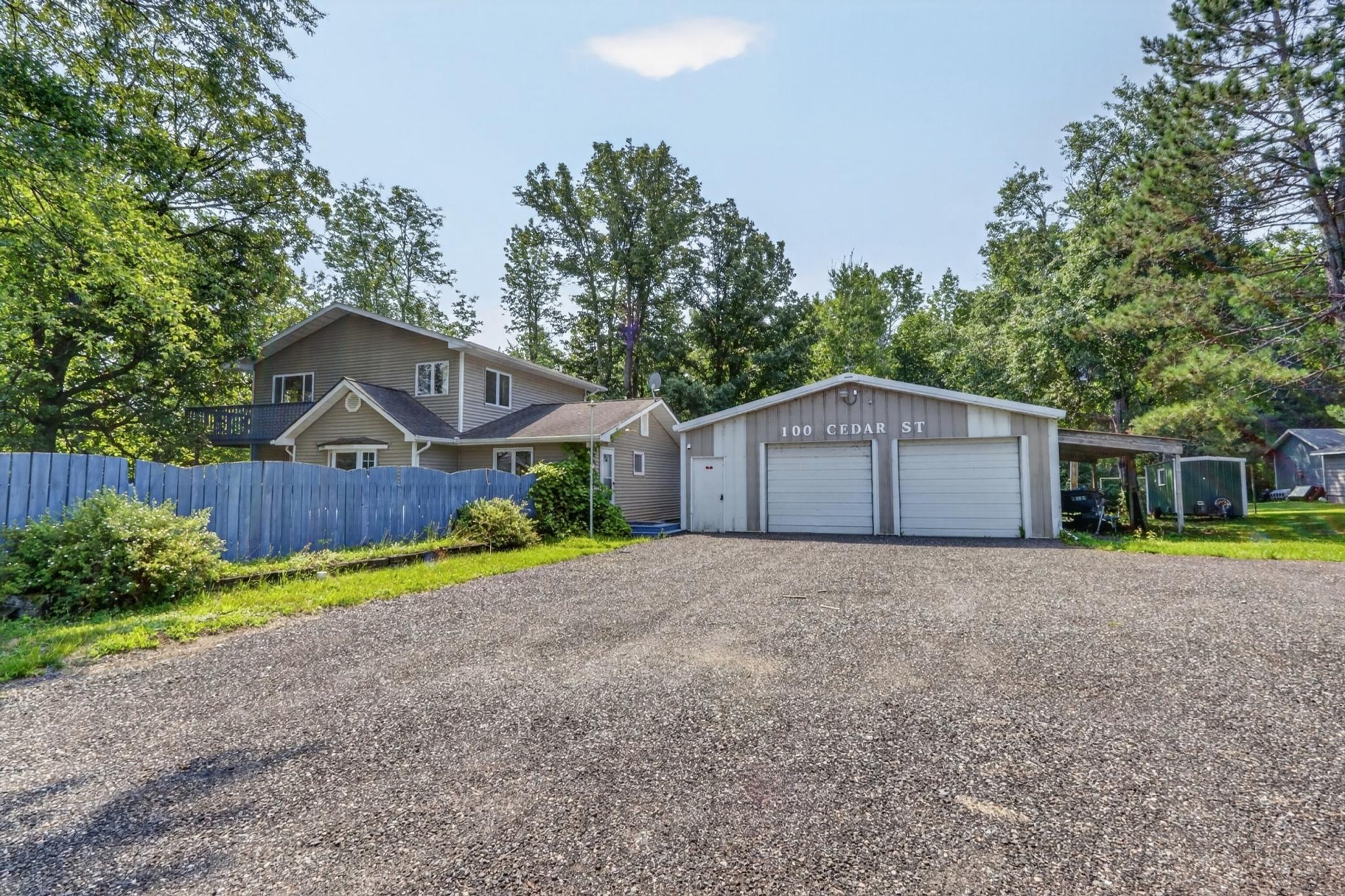 1960 single family home for sale at 100 Cedar Street in Bigfork, MN — 3 bed, 2 bath (photo 2 of 52)