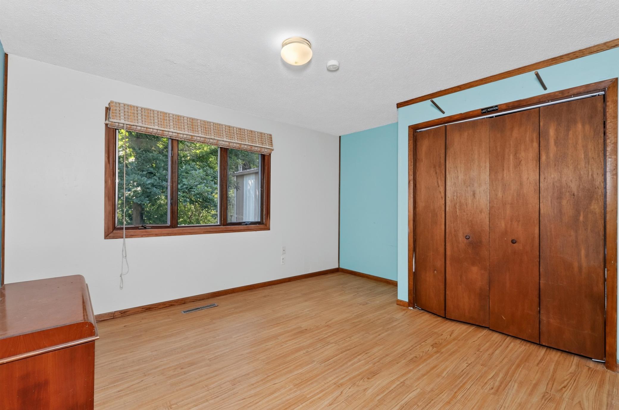 1960 single family home for sale at 100 Cedar Street in Bigfork, MN — 3 bed, 2 bath (photo 22 of 52)
