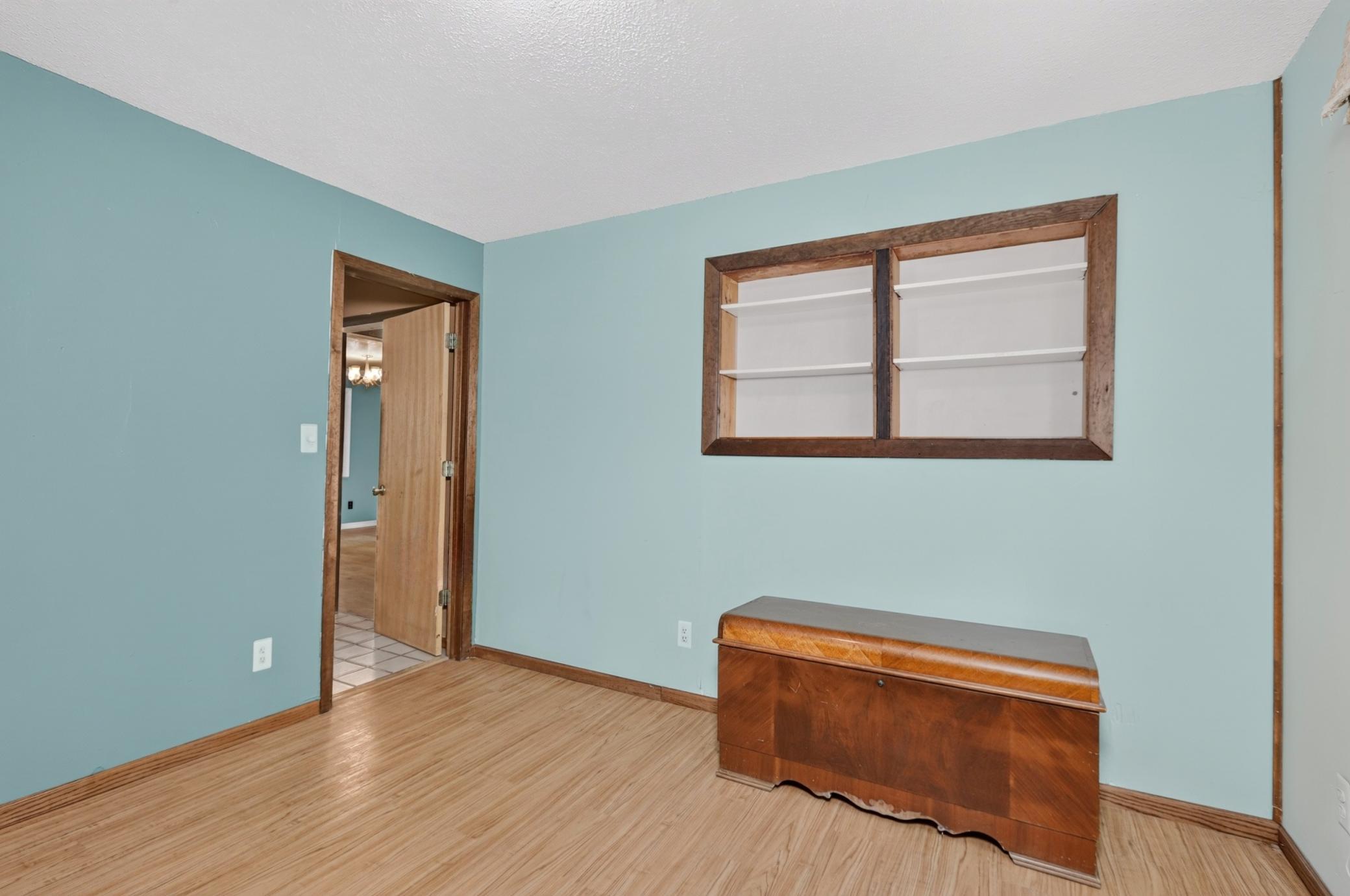 1960 single family home for sale at 100 Cedar Street in Bigfork, MN — 3 bed, 2 bath (photo 23 of 52)