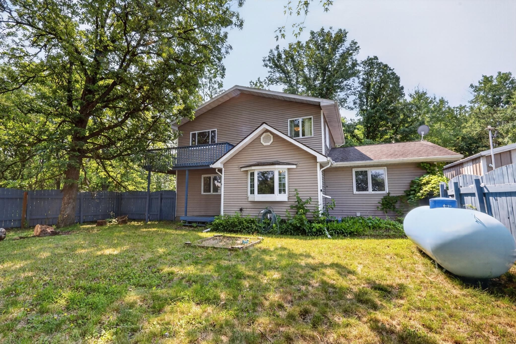 1960 single family home for sale at 100 Cedar Street in Bigfork, MN — 3 bed, 2 bath (photo 4 of 52)