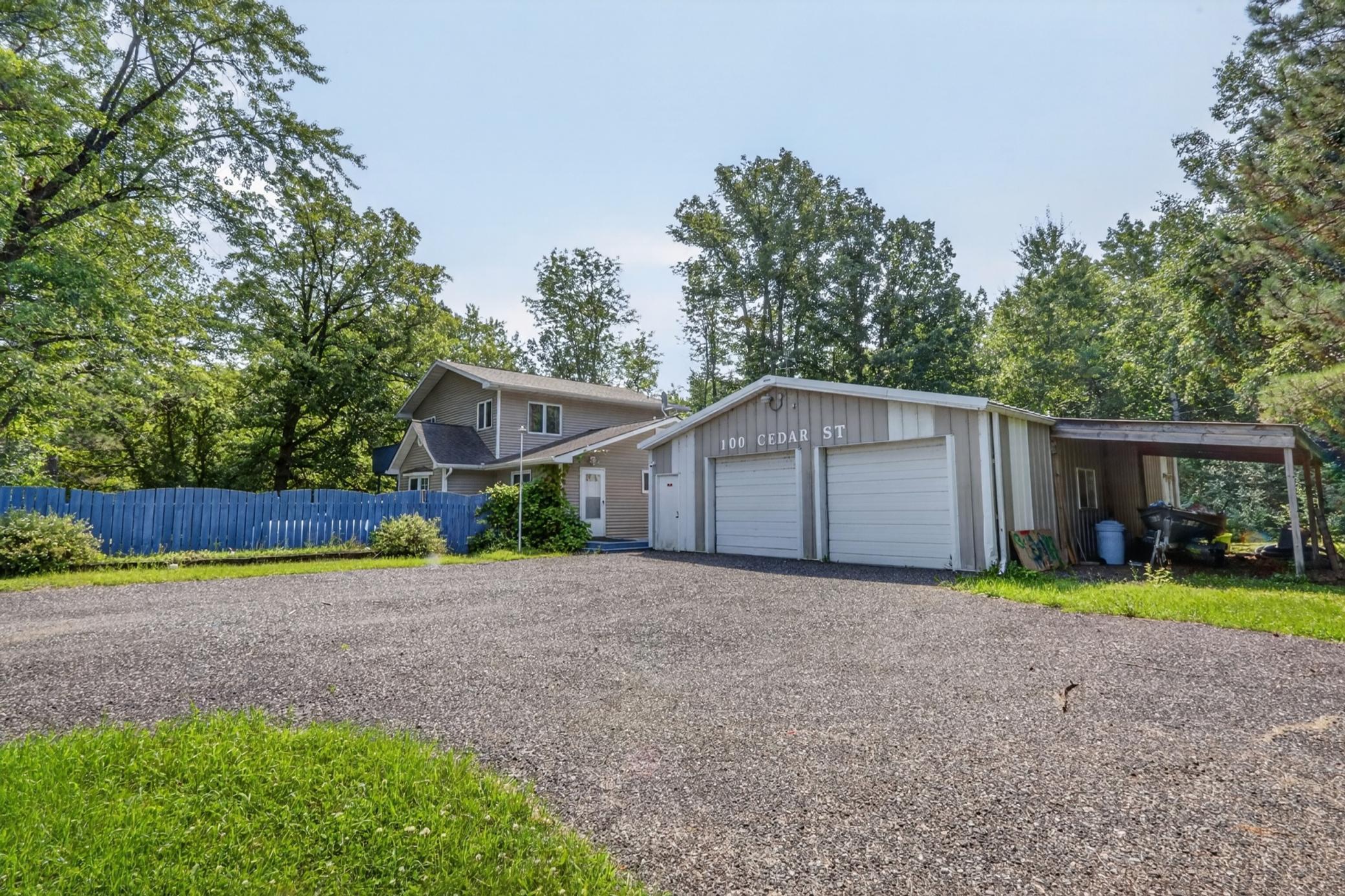 1960 single family home for sale at 100 Cedar Street in Bigfork, MN — 3 bed, 2 bath (photo 40 of 52)