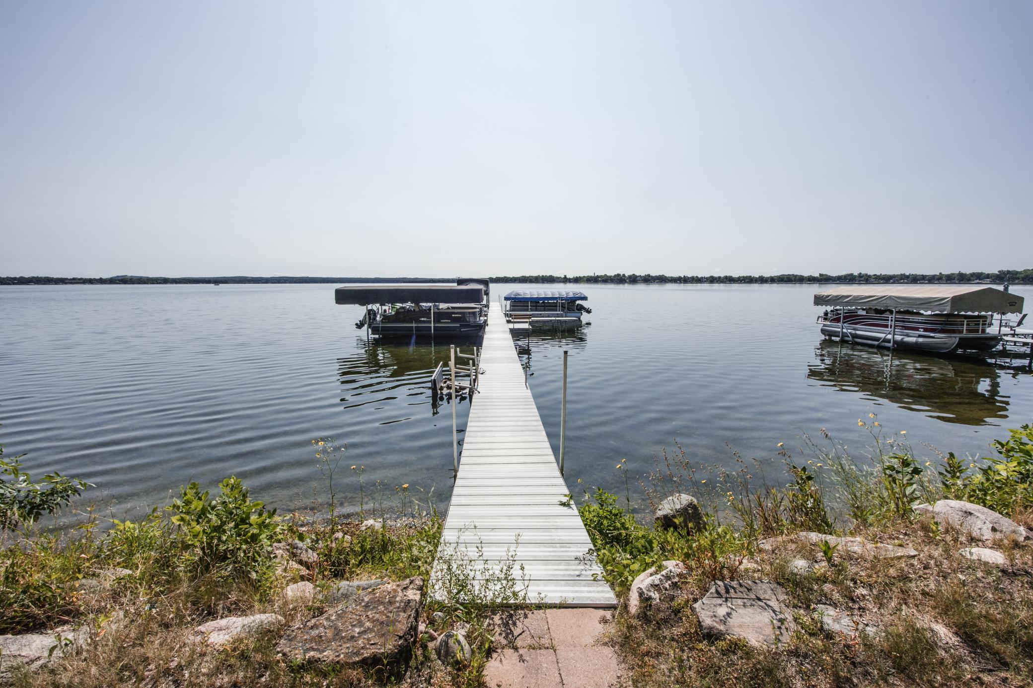1104 W Lake Drive, Detroit Lakes MN 56501 - Photo 3 of 55