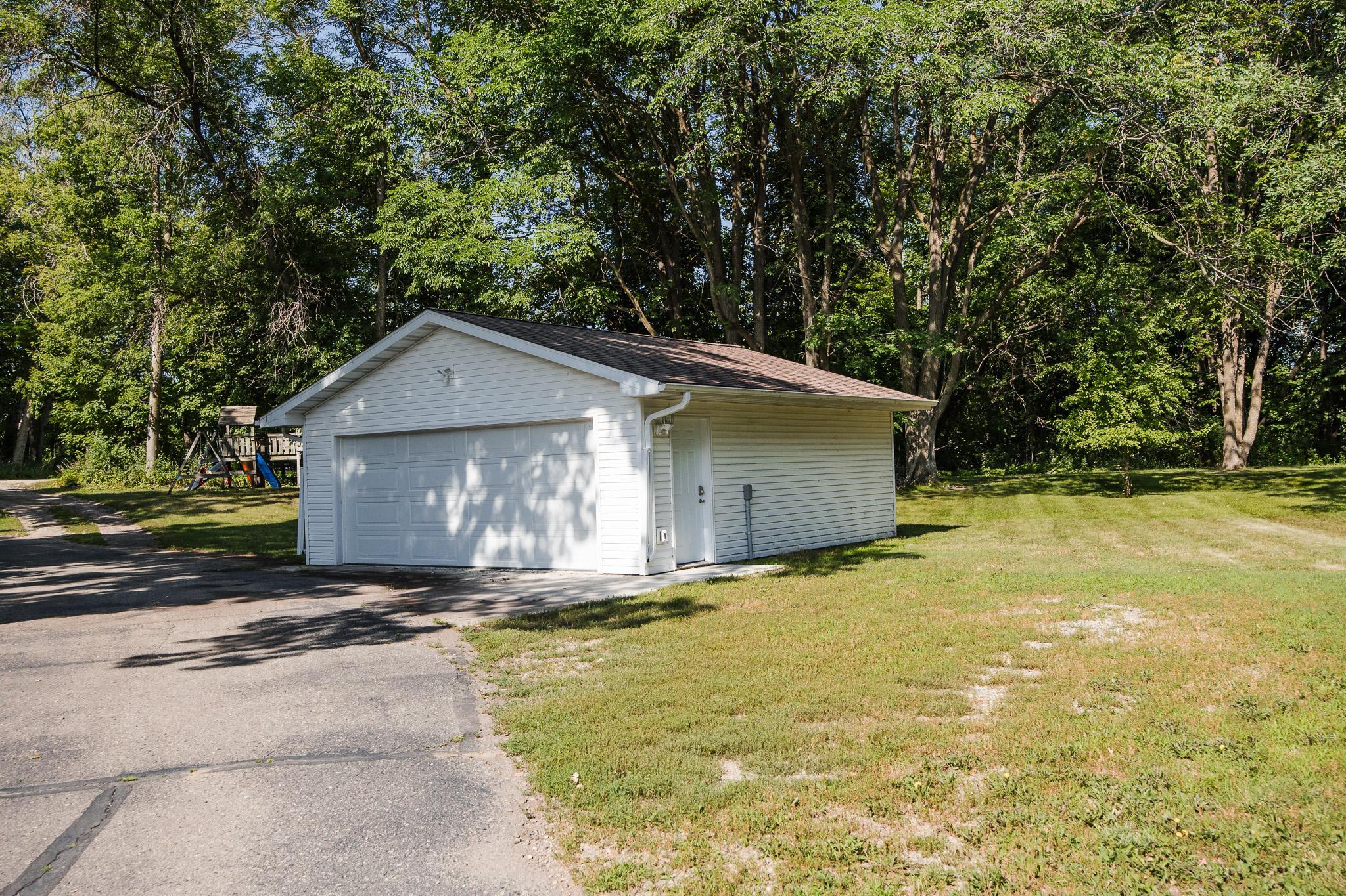 1104 W Lake Drive, Detroit Lakes MN 56501 - Photo 47 of 55