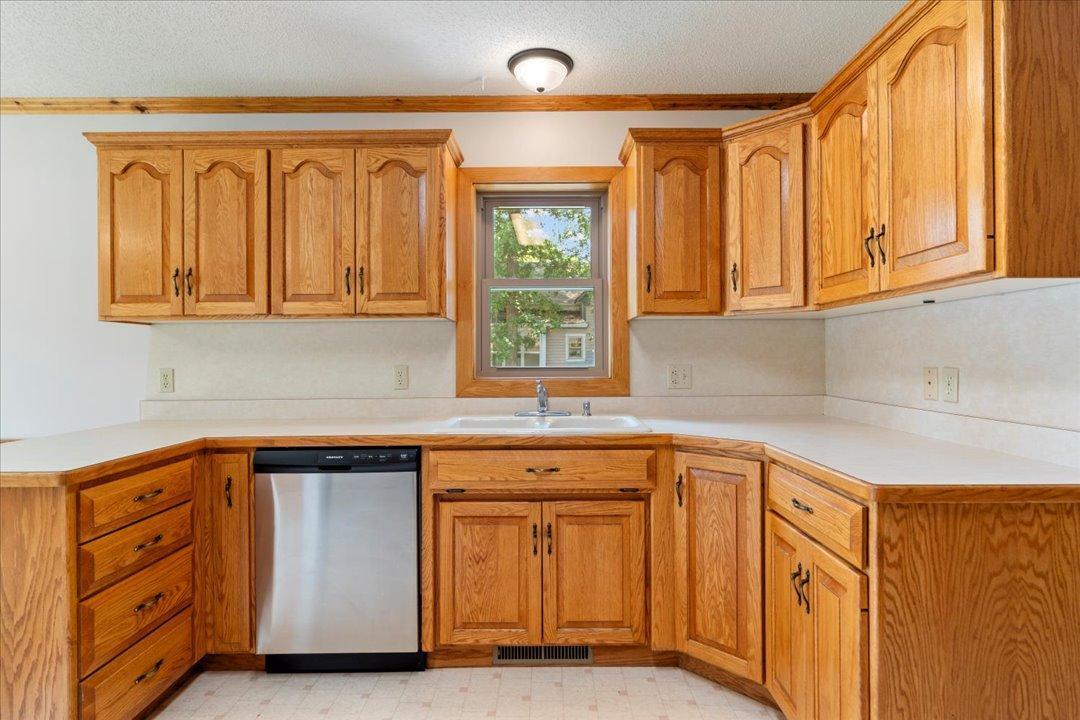 23624 Cross Drive, Deerwood MN 56444 - Photo 5 of 44