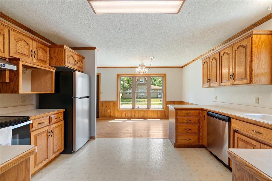 23624 Cross Drive, Deerwood MN 56444 - Photo 7 of 44