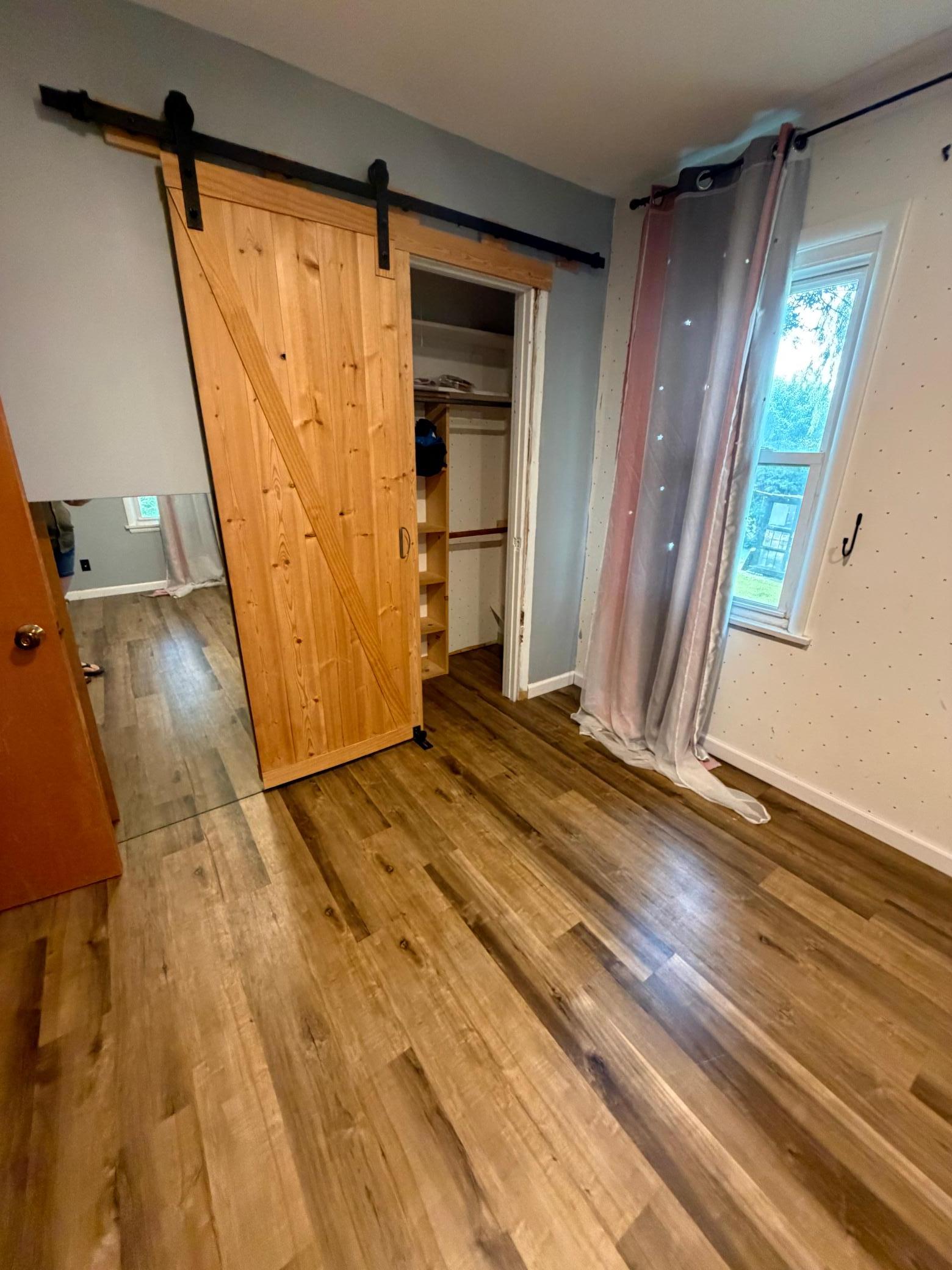 1950 single family home for sale at 805 Elm Avenue S in Hallock, MN — 3 bed, 2 bath (photo 17 of 30)