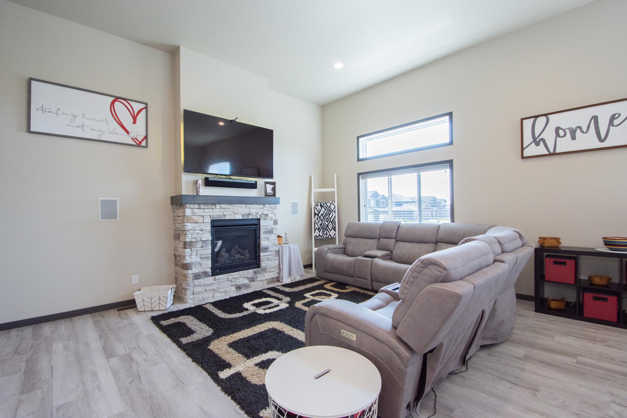 4887 Hampton Circle S, Moorhead MN 56560 - Photo 10 of 32