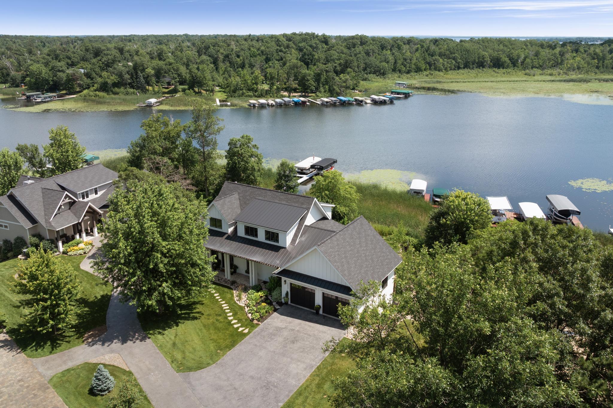 2020 single family home for sale at 19522 Love Lake Road in Brainerd, MN — 4 bed, 5 bath (photo 4 of 52)