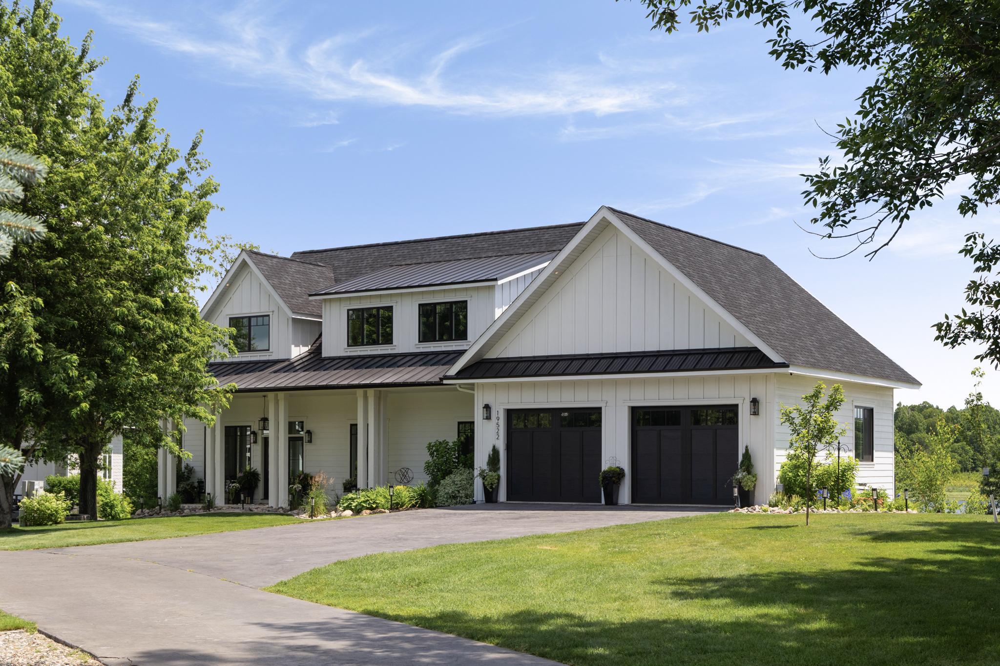 2020 single family home for sale at 19522 Love Lake Road in Brainerd, MN — 4 bed, 5 bath (photo 3 of 46)