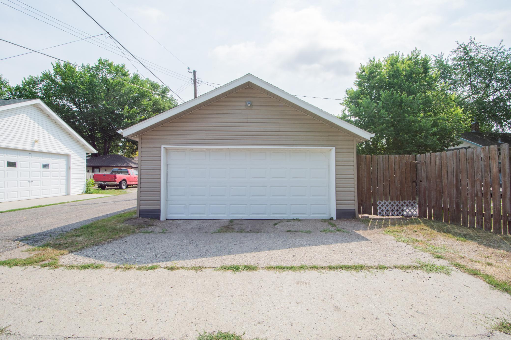 357 15th Avenue S, Fargo ND 58103 - Photo 26 of 27