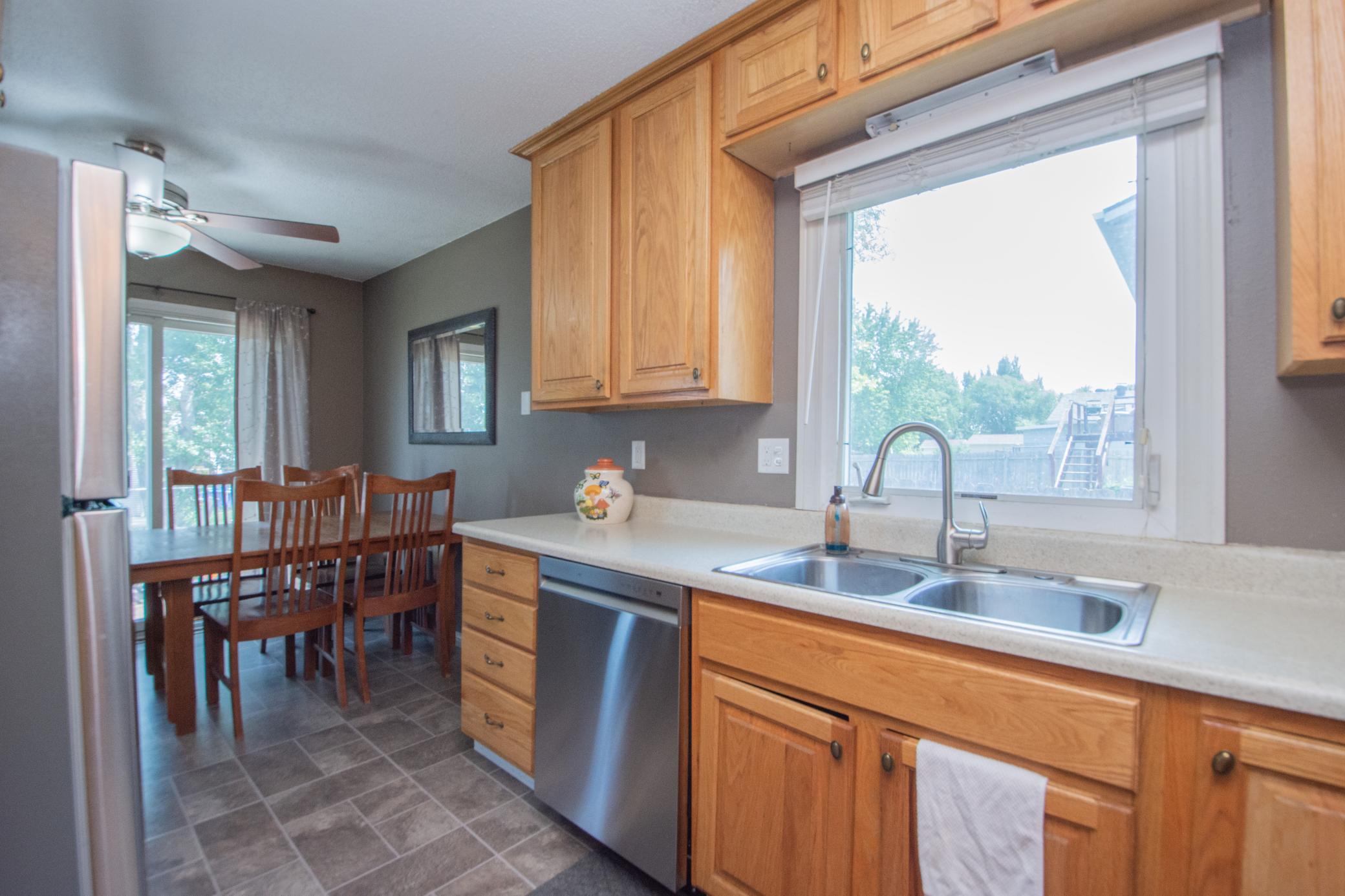 49 Evergreen Circle, West Fargo ND 58078 - Photo 9 of 30