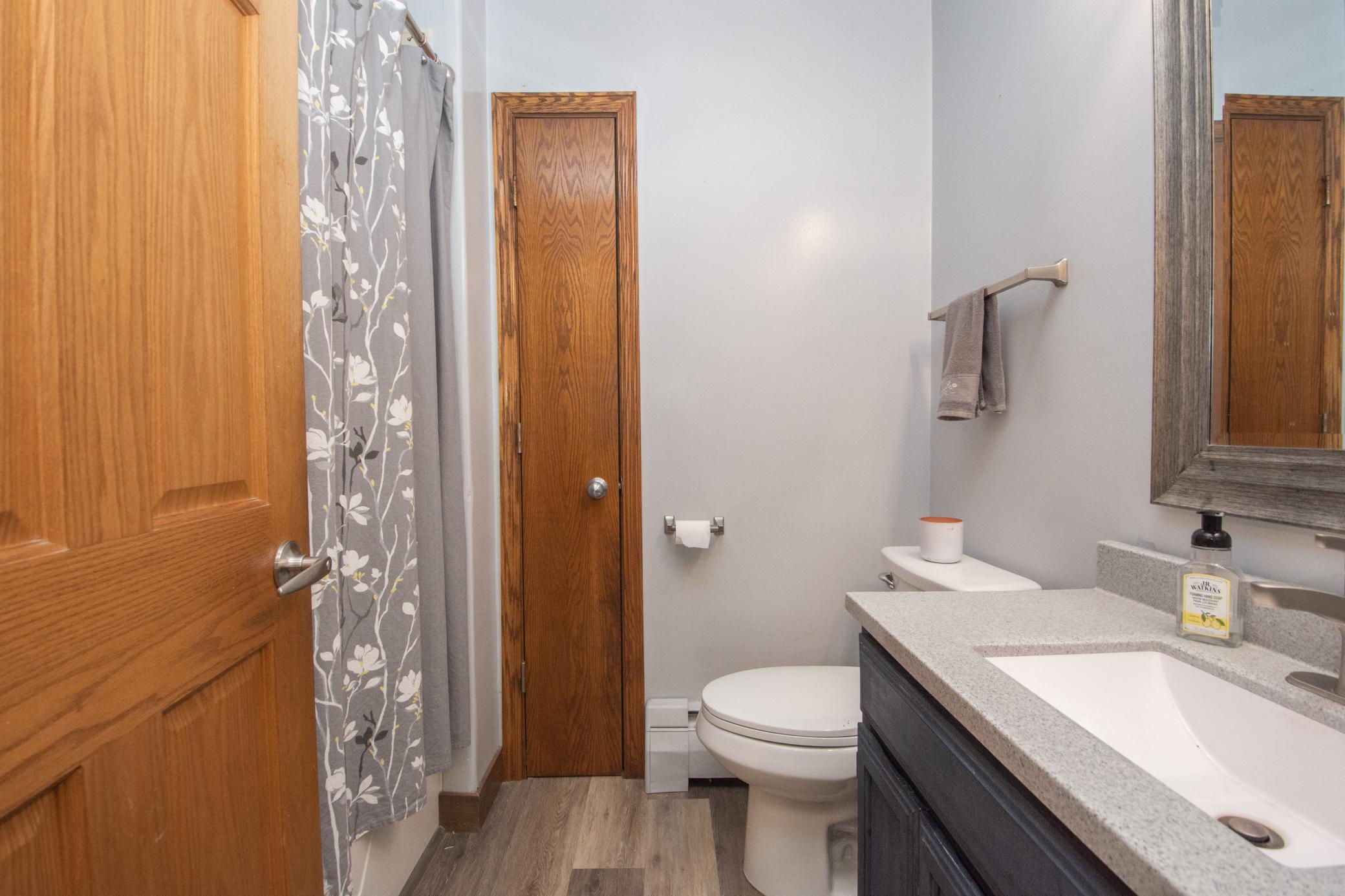 2308 10th Street S, Fargo ND 58103 - Photo 14 of 32