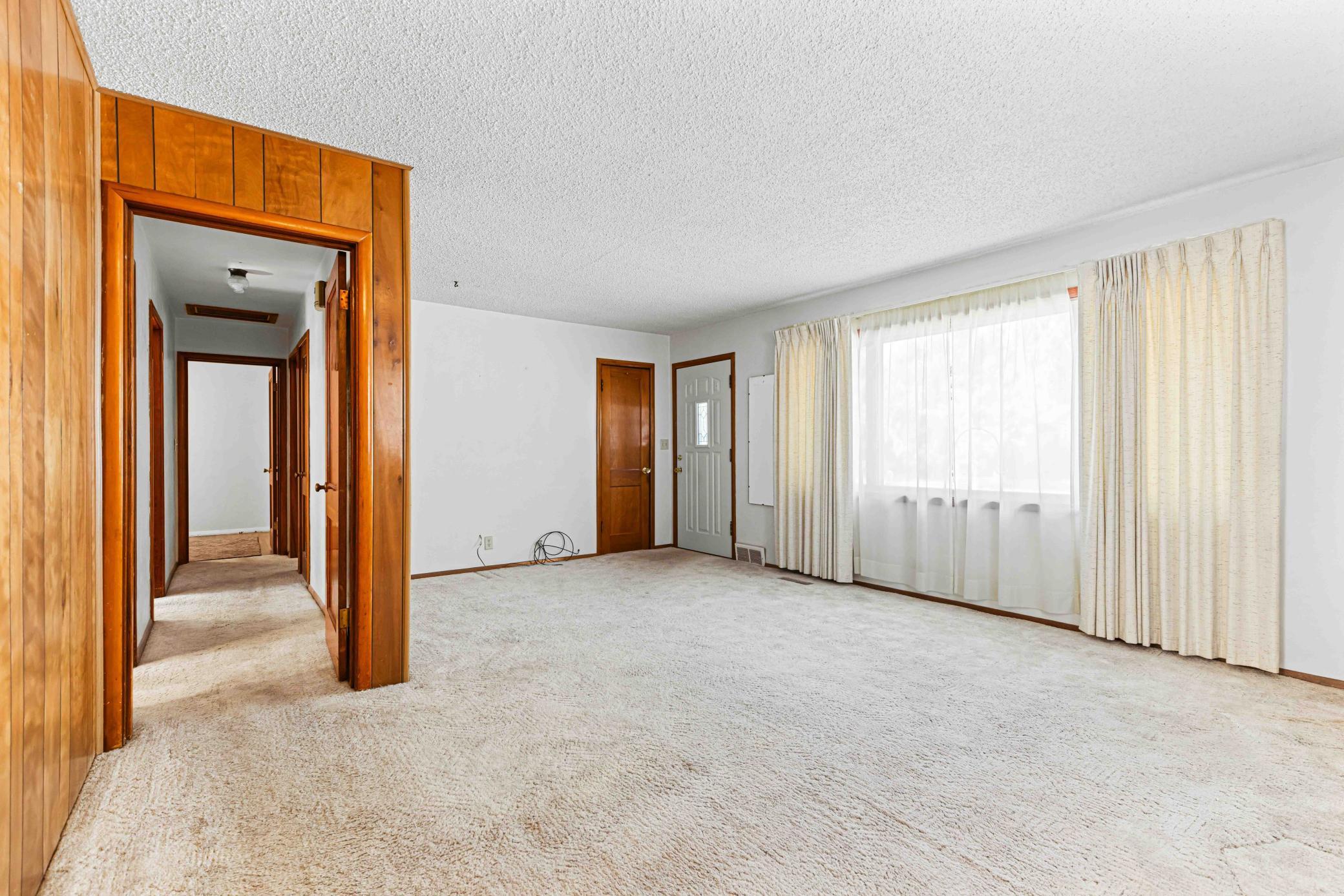 1624 4th Street S, Moorhead MN 56560 - Photo 5 of 27
