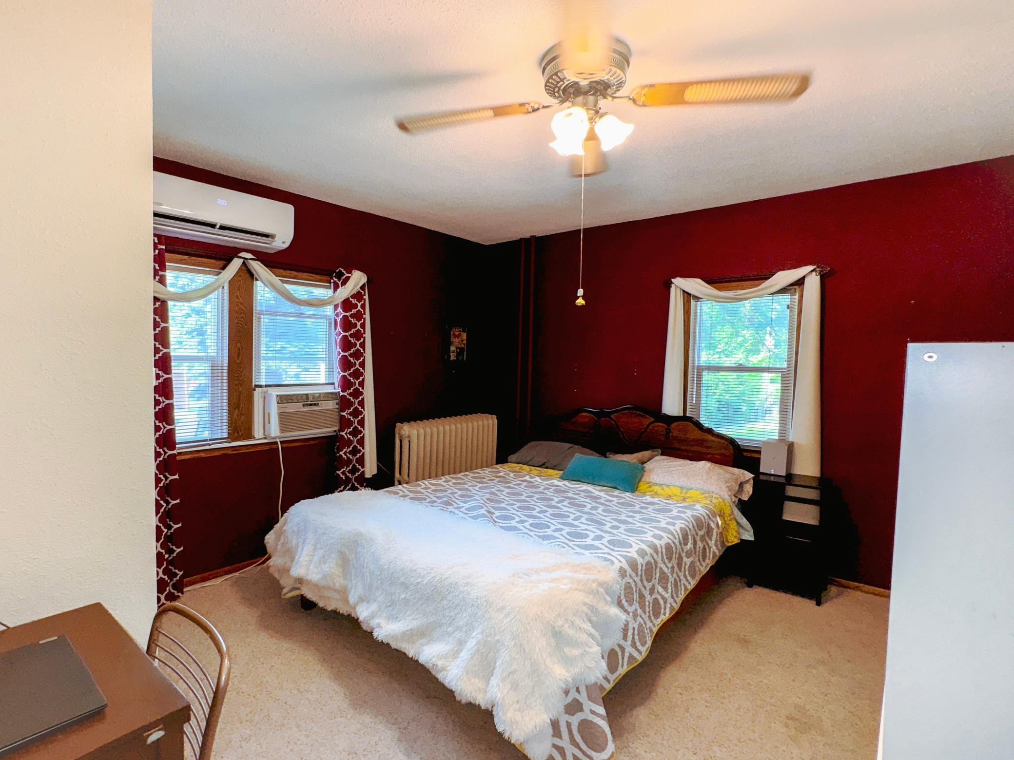 1898 single family home for sale at 316 S Ash Street in Crookston, MN — 6 bed, 5 bath (photo 11 of 74)