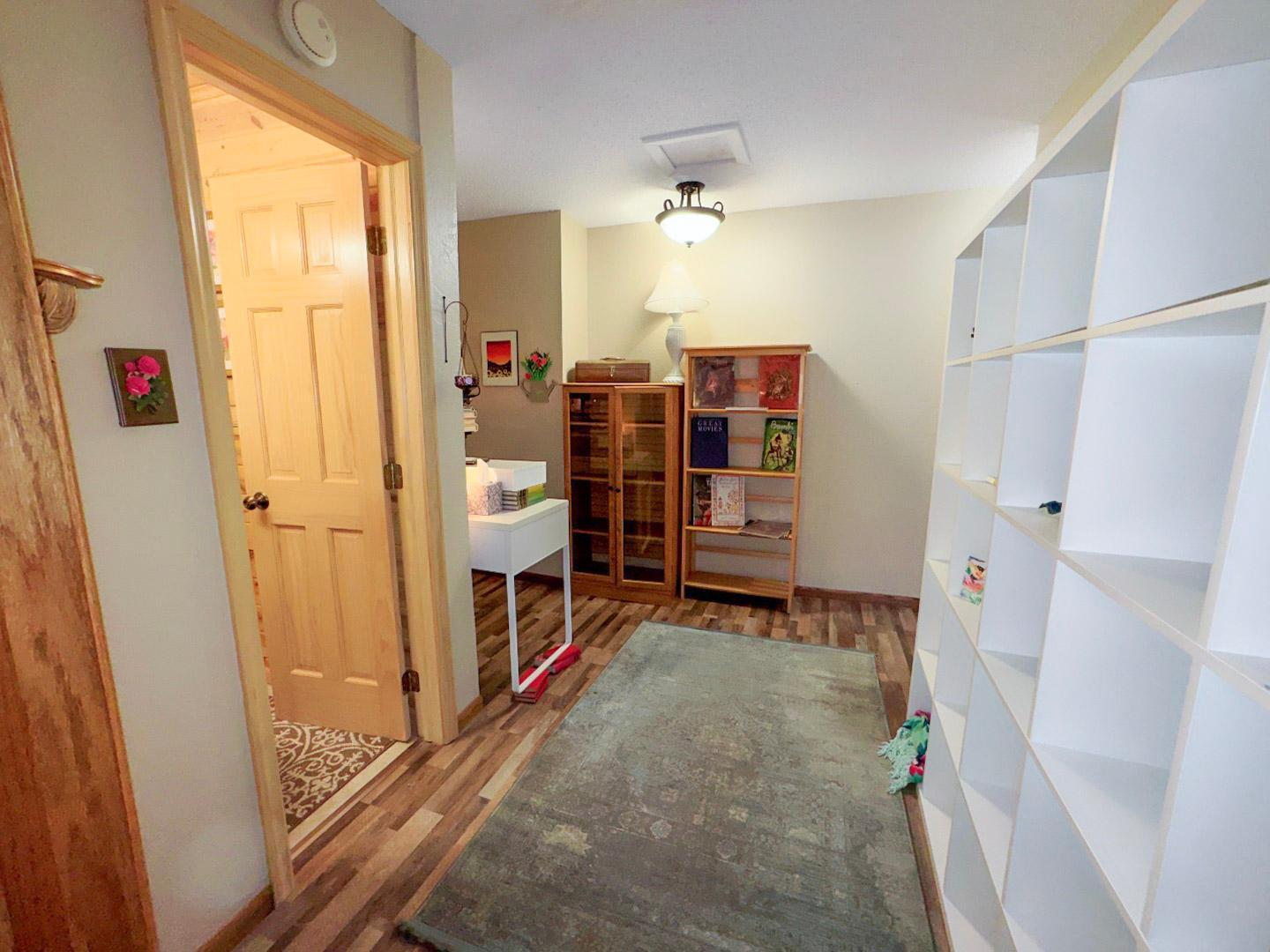 1898 single family home for sale at 316 S Ash Street in Crookston, MN — 6 bed, 5 bath (photo 20 of 74)