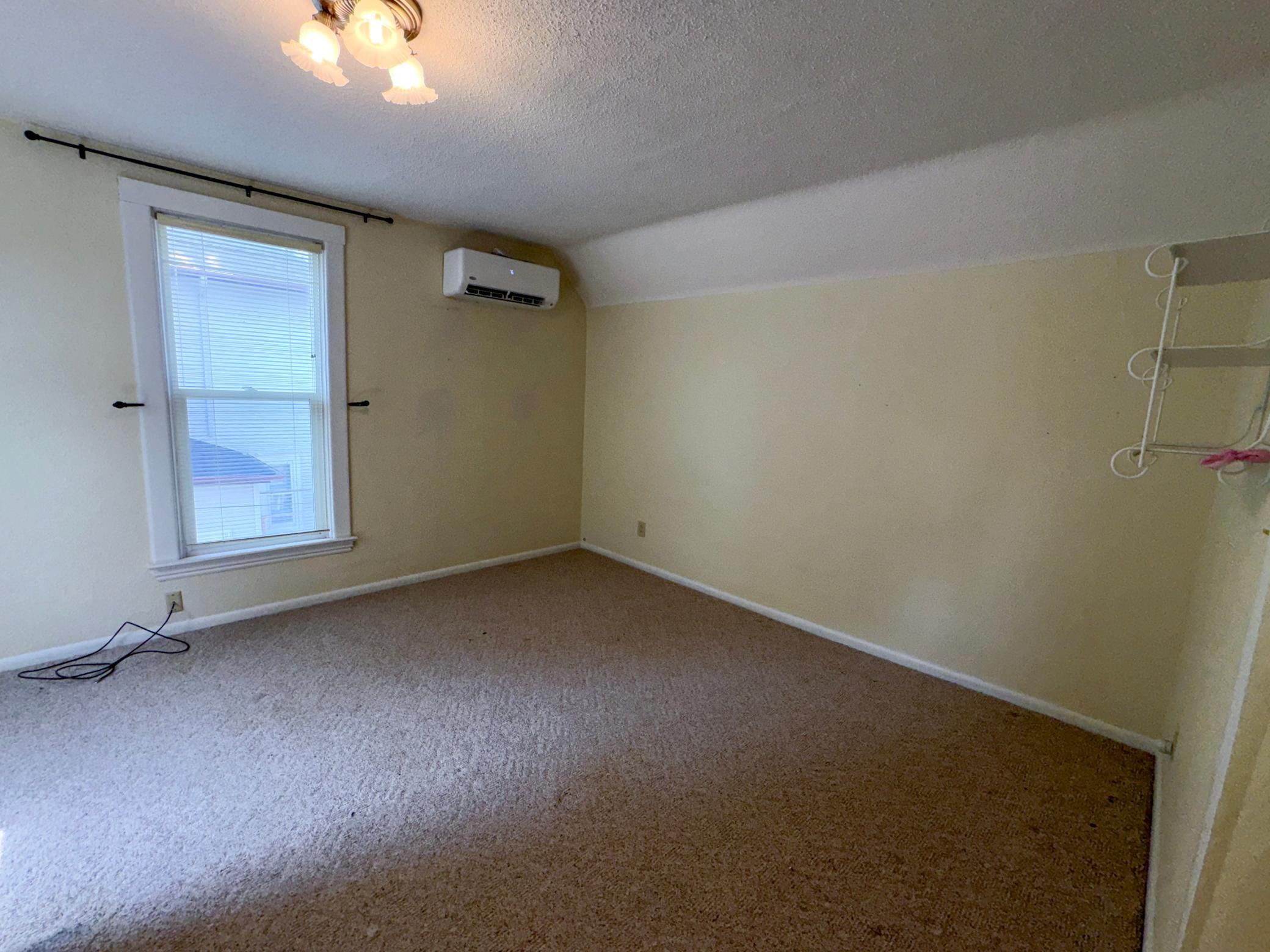 1898 single family home for sale at 316 S Ash Street in Crookston, MN — 6 bed, 5 bath (photo 40 of 74)