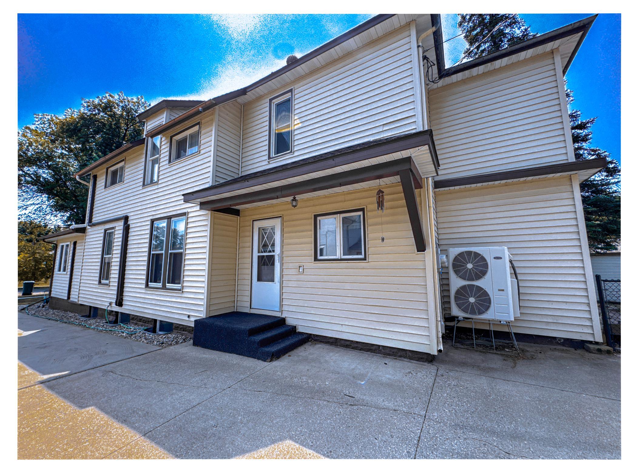 1898 single family home for sale at 316 S Ash Street in Crookston, MN — 6 bed, 5 bath (photo 74 of 74)
