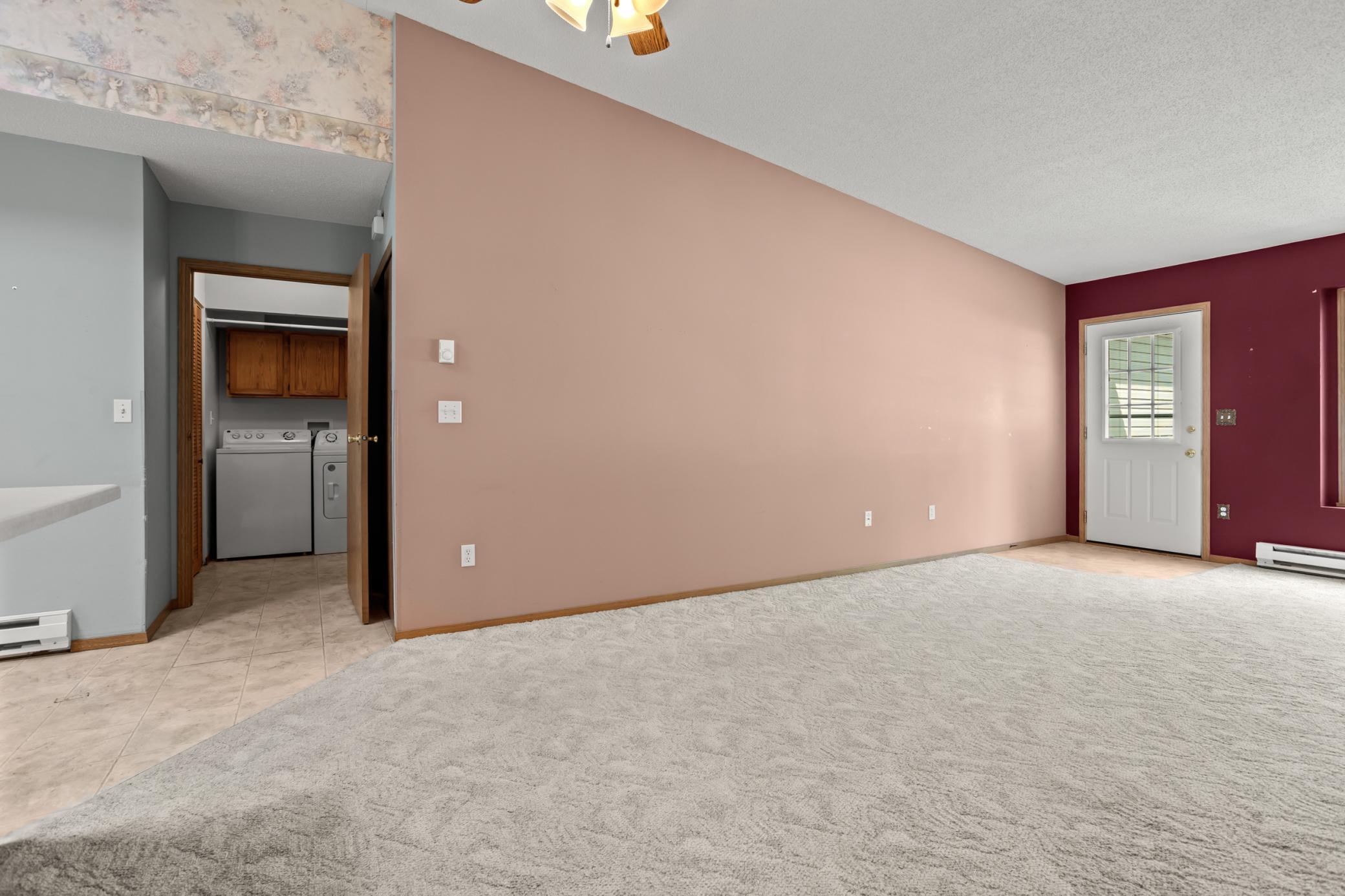 4752 10th Avenue S, Fargo ND 58103 - Photo 4 of 27