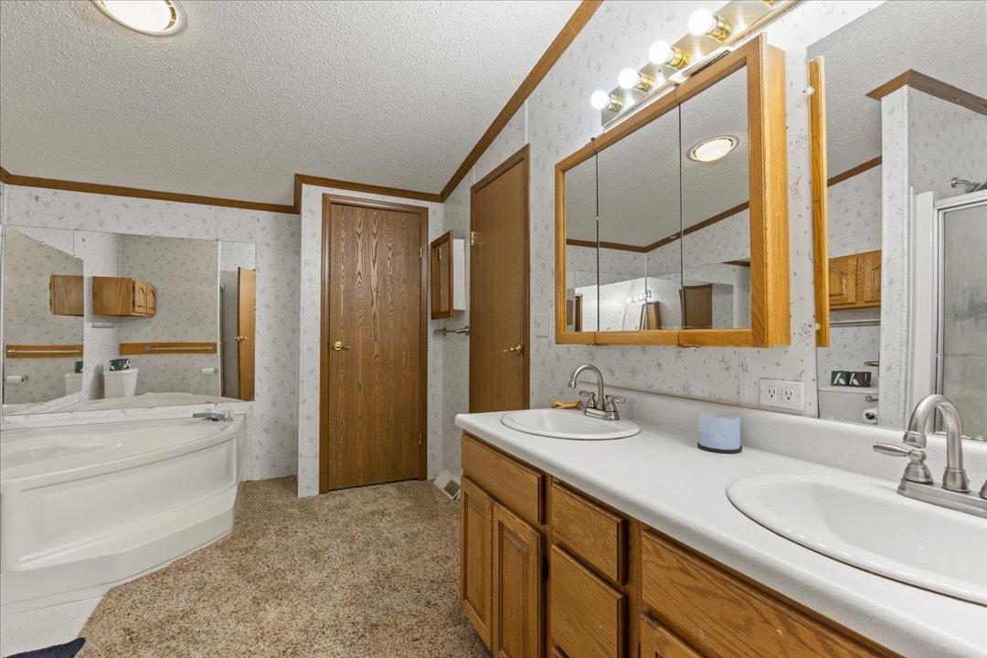 1024 Q Street NE, Brainerd MN 56401 - Photo 8 of 28