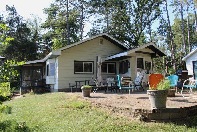 1965 single family home for sale at 40717 320th Lane in Aitkin, MN — 2 bed, 1 bath (photo 2 of 32)