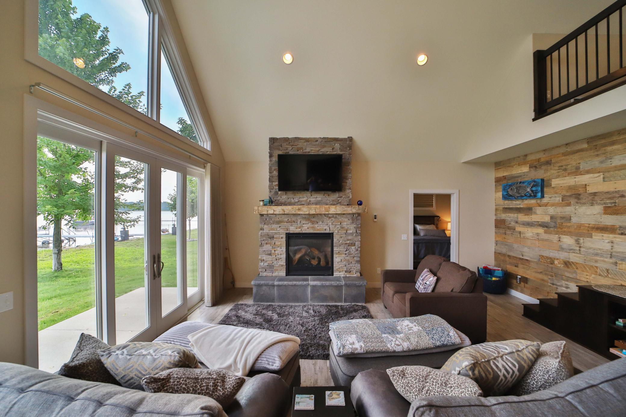 2014 single family home for sale at 9362 Dorothy Avenue in Brainerd, MN — 3 bed, 2 bath (photo 11 of 67)